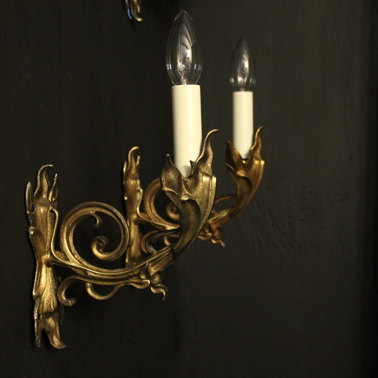 French Late 19th Century Set of 4 Bronze Single Arm Wall Lights For Sale 4