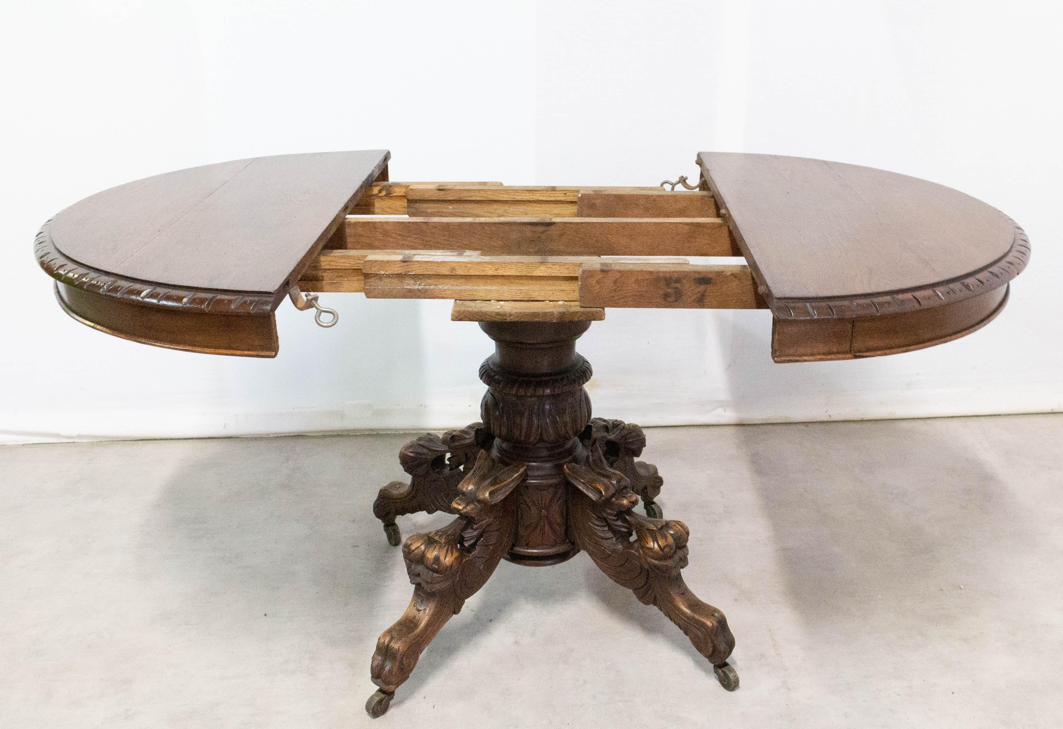 Französischer Beistelltisch des späten 19. Jahrhunderts Grotesker Pedestal-Tisch, geschnitzte Eiche im Angebot 3