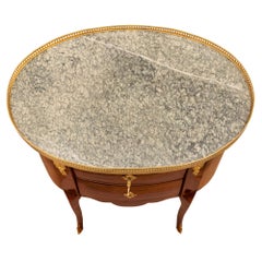 Französischer Beistelltisch im Übergangsstil des späten 19. Jahrhunderts