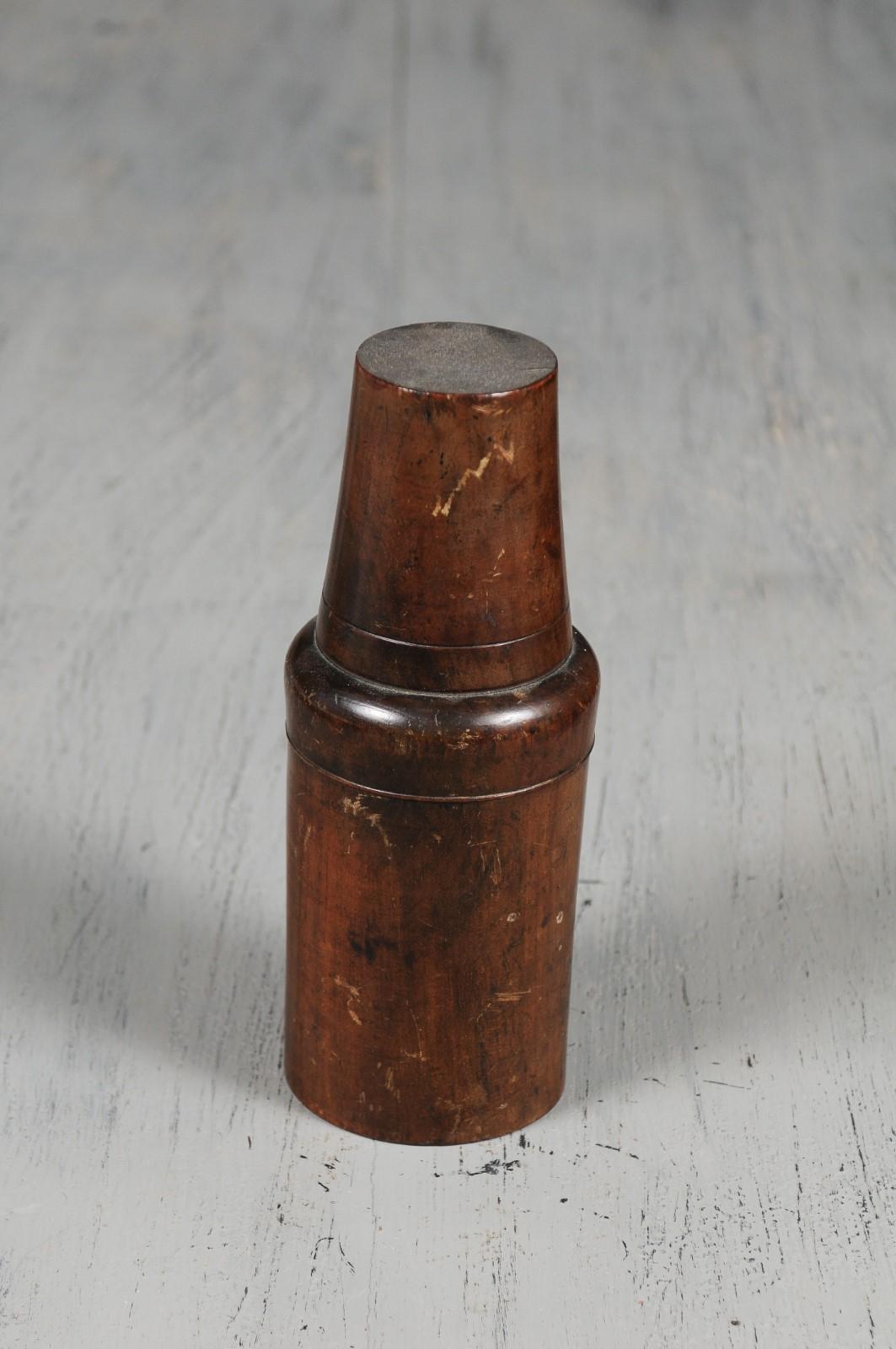 French Late 19th Century Treenware Bottle With Conic Lid Serving as a Cup For Sale 1