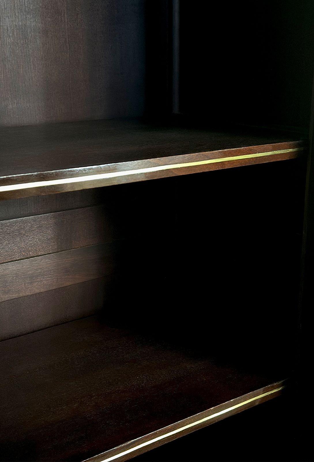Cabinet Vitrine francese della fine del XIX secolo In condizioni buone in vendita a Los Angeles, CA