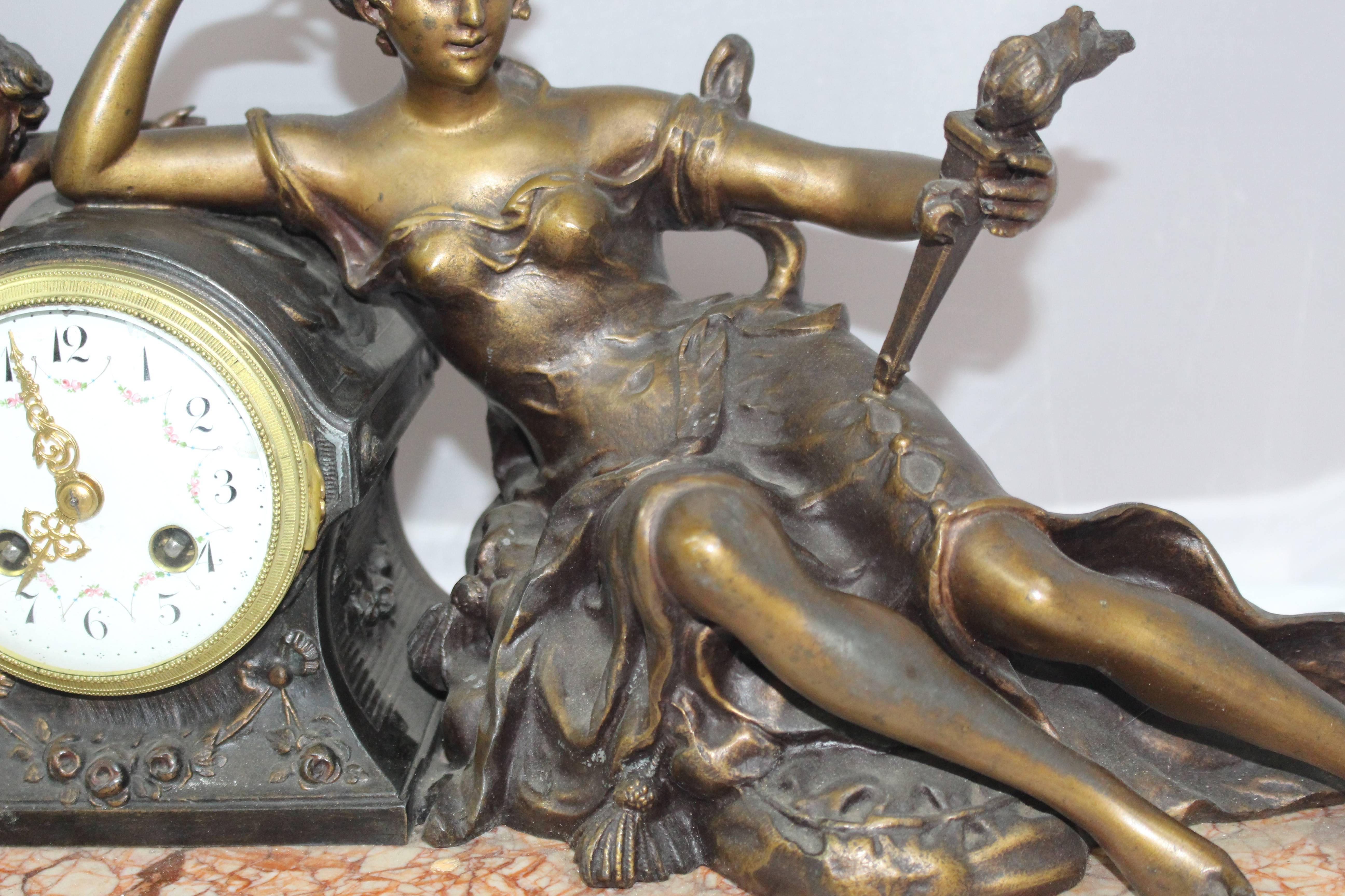French Late 19th Century, Spelter and Rouge Marble Mantle Clock For Sale 1