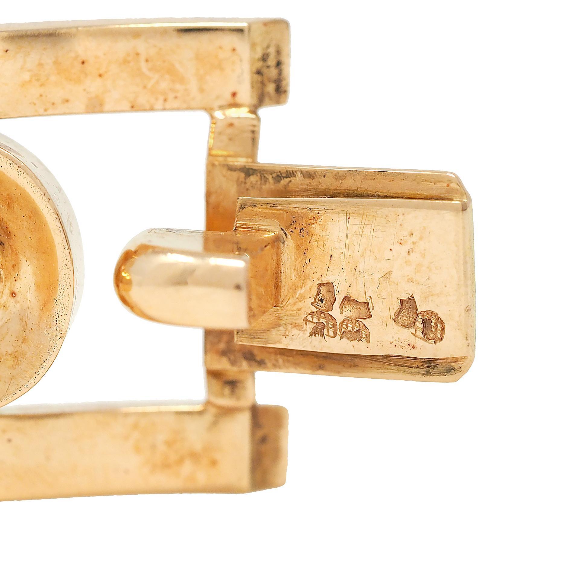 French Late Art Deco 18 Karat Yellow Gold Hinged Geometric Link Vintage Bracelet For Sale 3