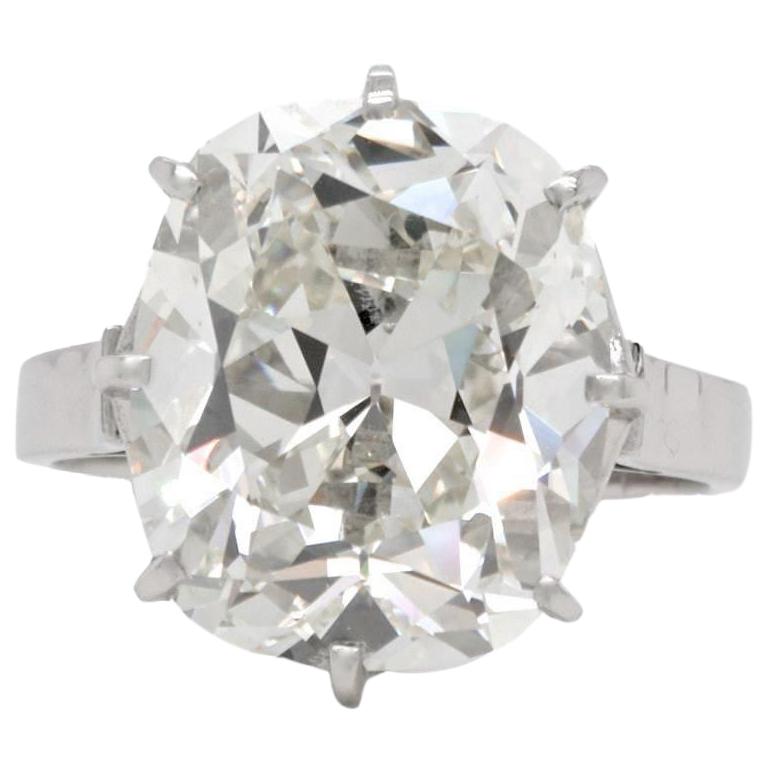 French Late Art Deco GIA 10.06 Carat Antique Cushion Diamond Platinum Ring