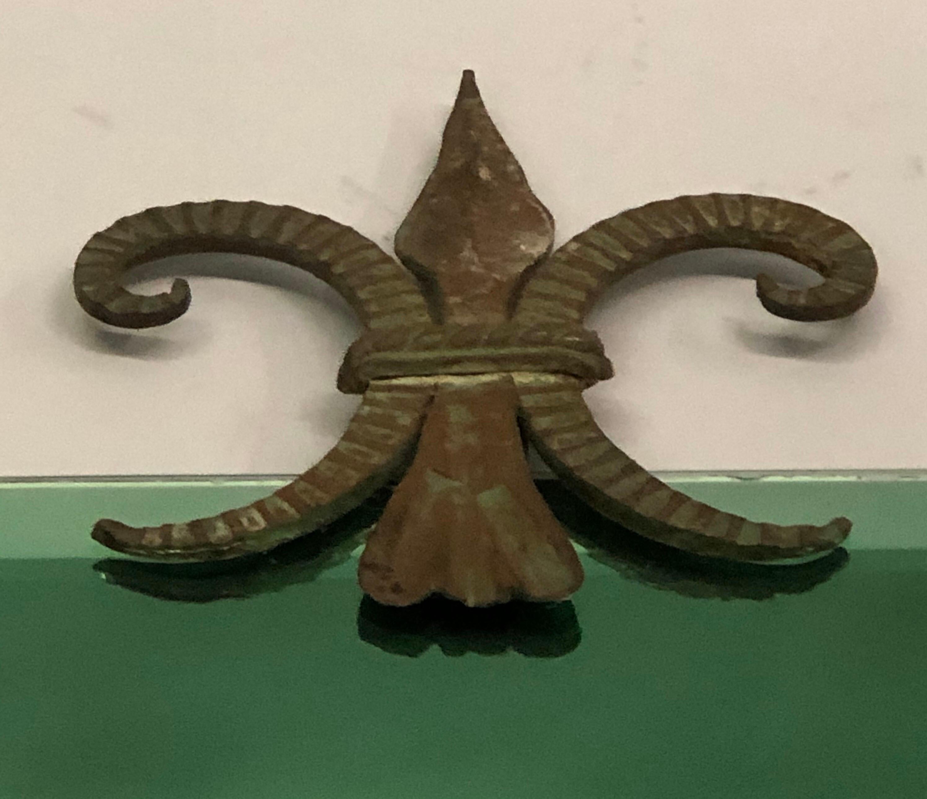 Specchio francese tardo Art Deco / moderno neoclassico in bronzo e ferro, G. Poillerat in vendita 3