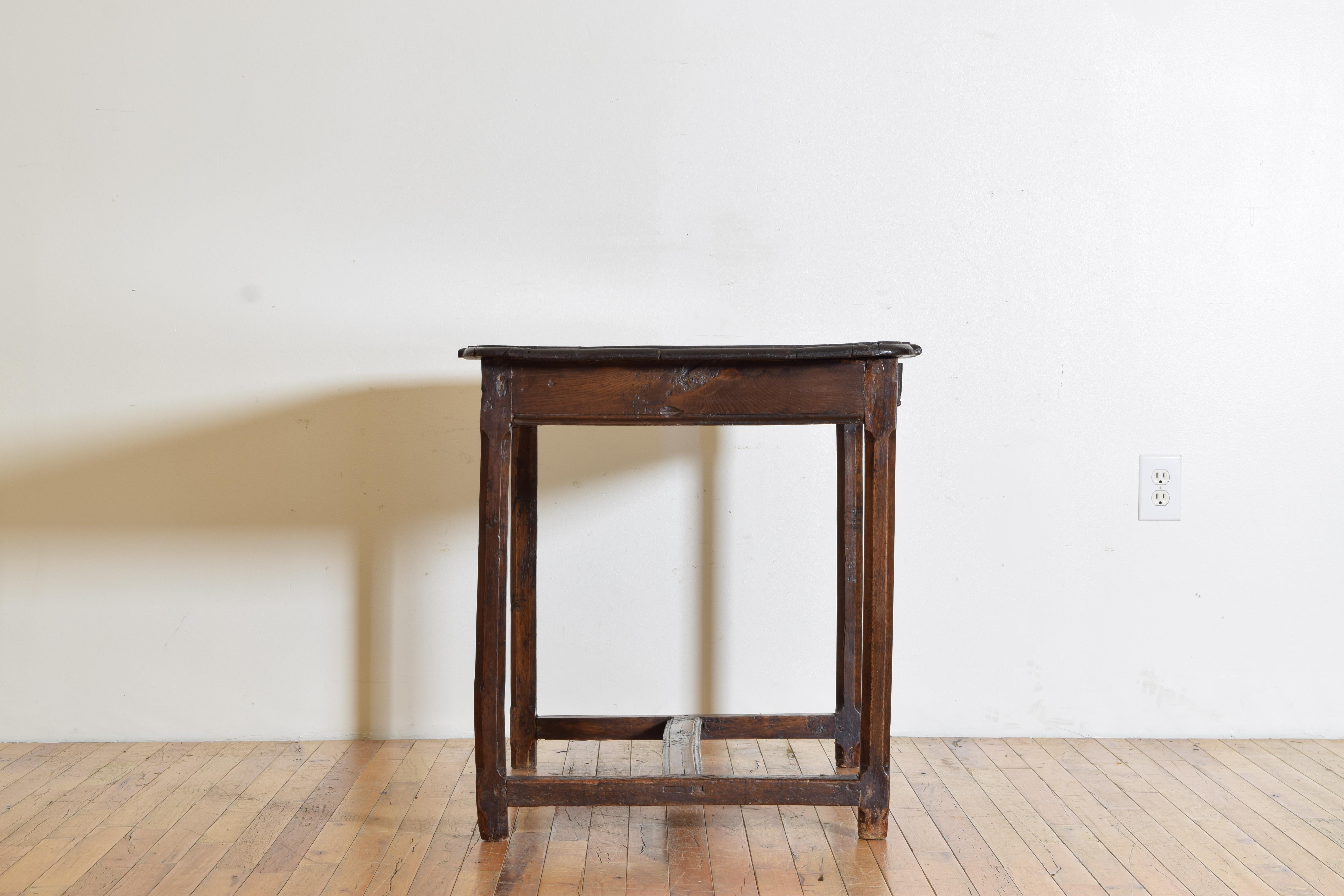 French Late Louis XIII Period Dark Oak 1-Drawer Table, early 18th century In Good Condition In Atlanta, GA