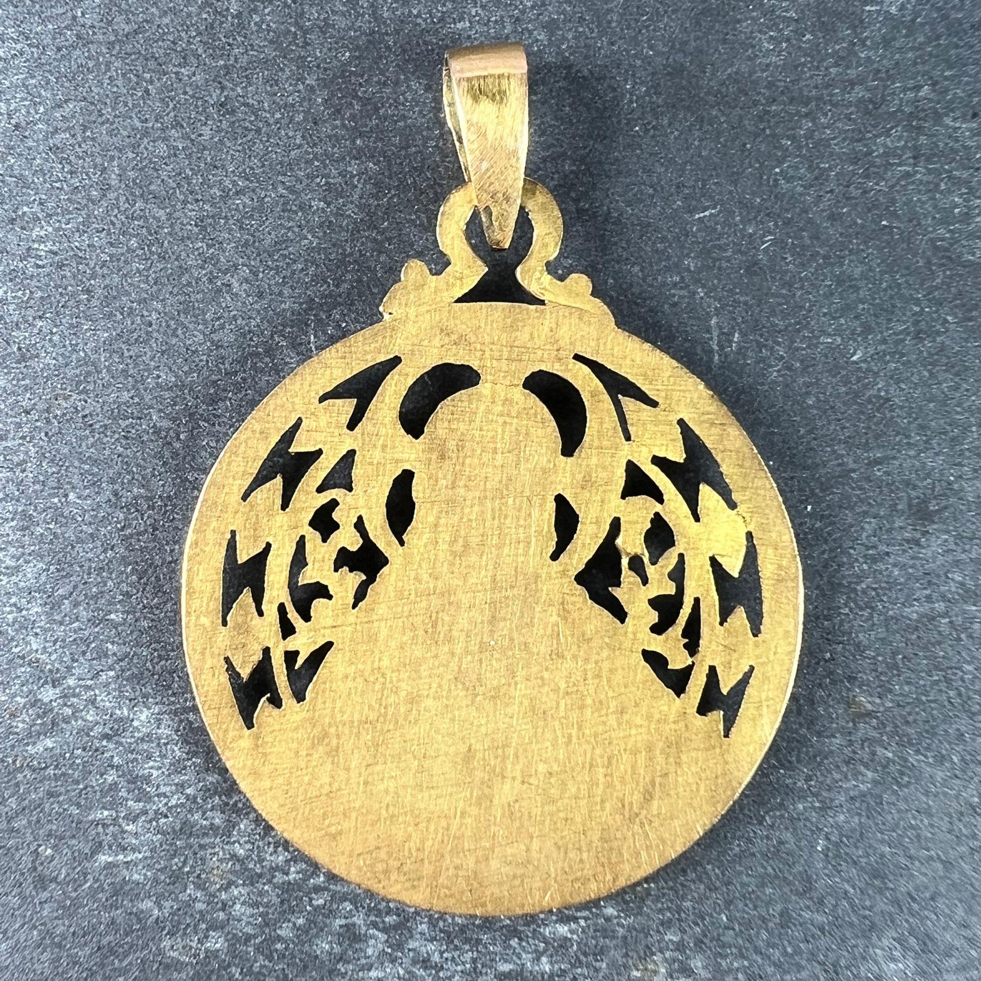 Pendentif Médaille en or jaune 18K Lavrillier Sacré-Cœur Madonna & Child Bon état - En vente à London, GB