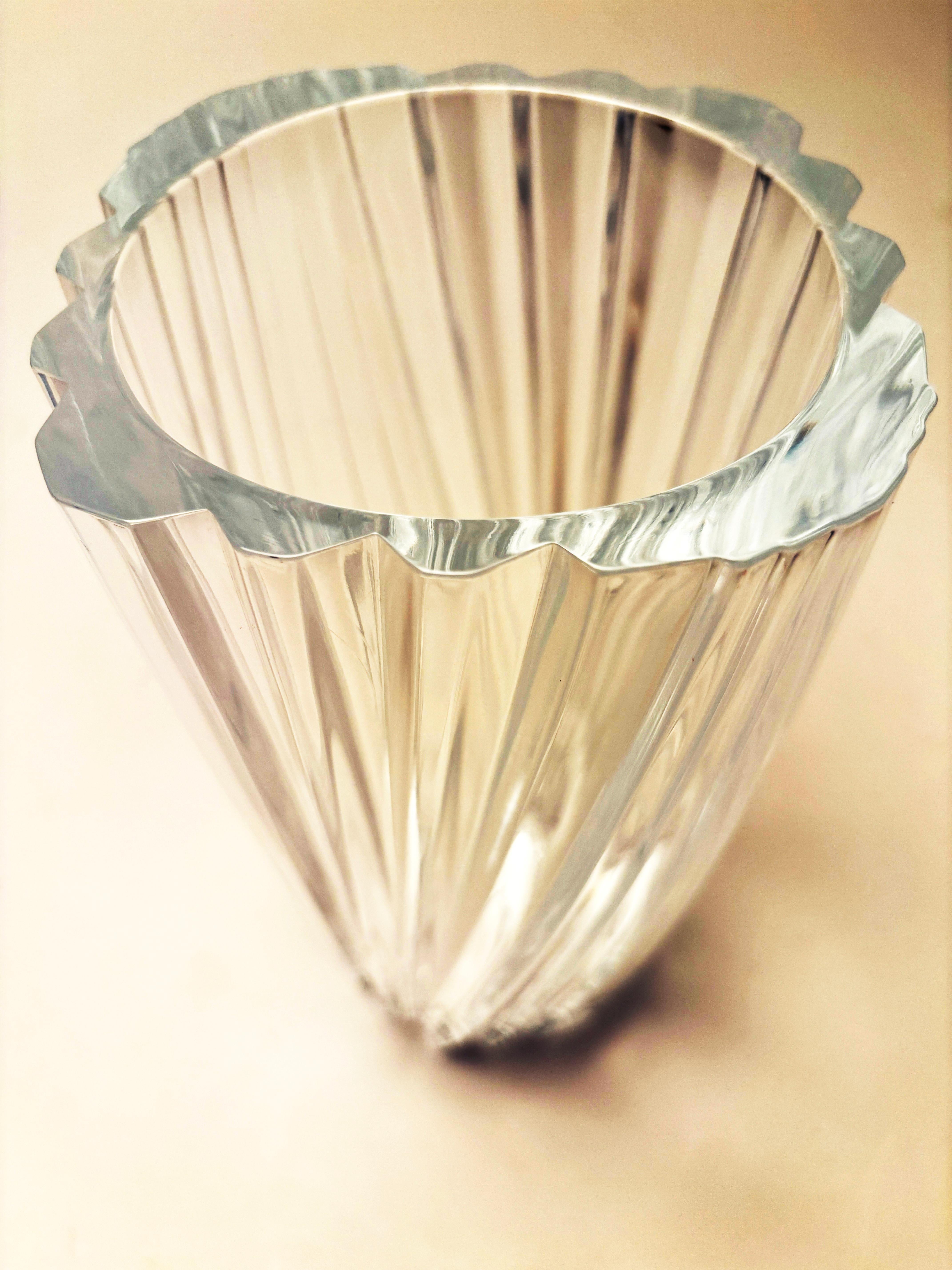 French Lead Crystal d’Argues Nocturne Vase For Sale 3
