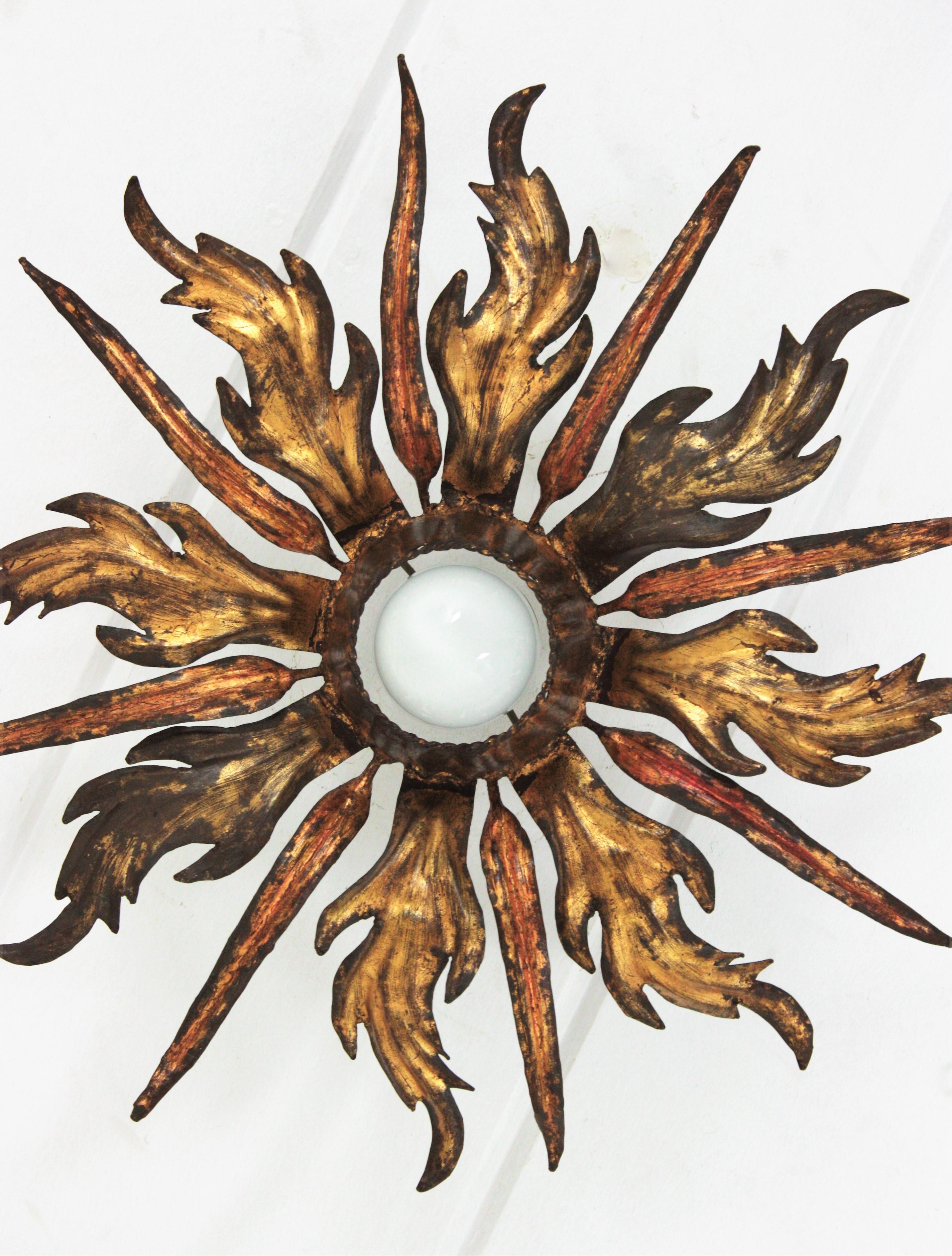 Hollywood Regency French Leafed Copper & Gilt Iron Sunburst Ceiling Light Fixture, 1940s