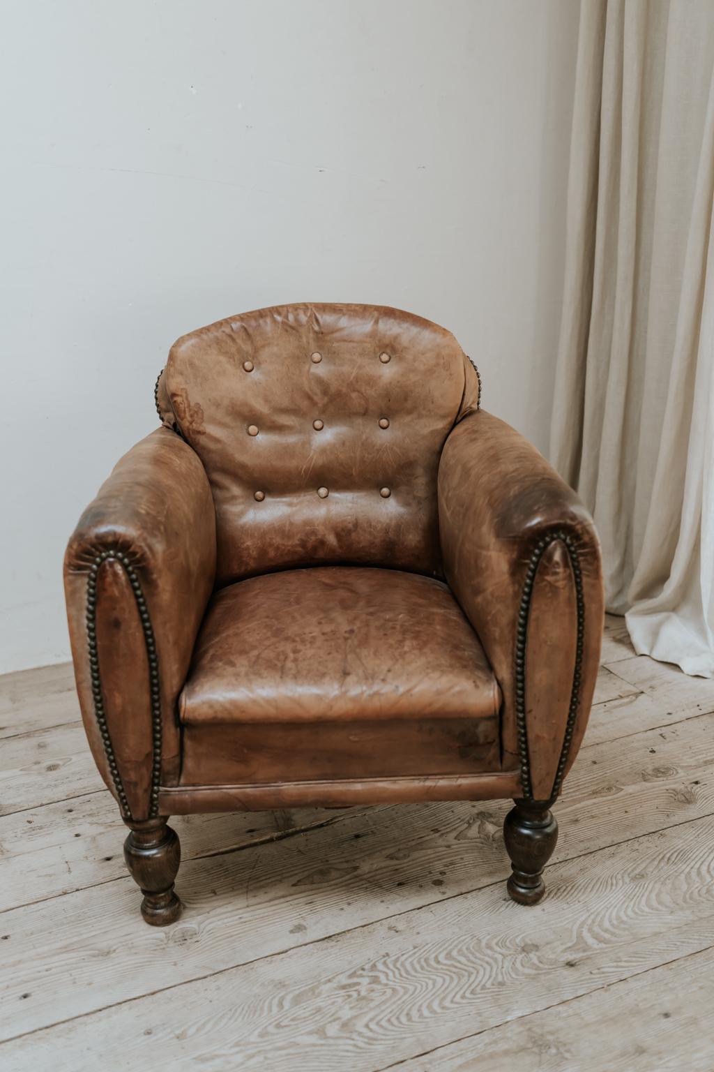 French Leather Armchair/Clubchair from the 1930s 8