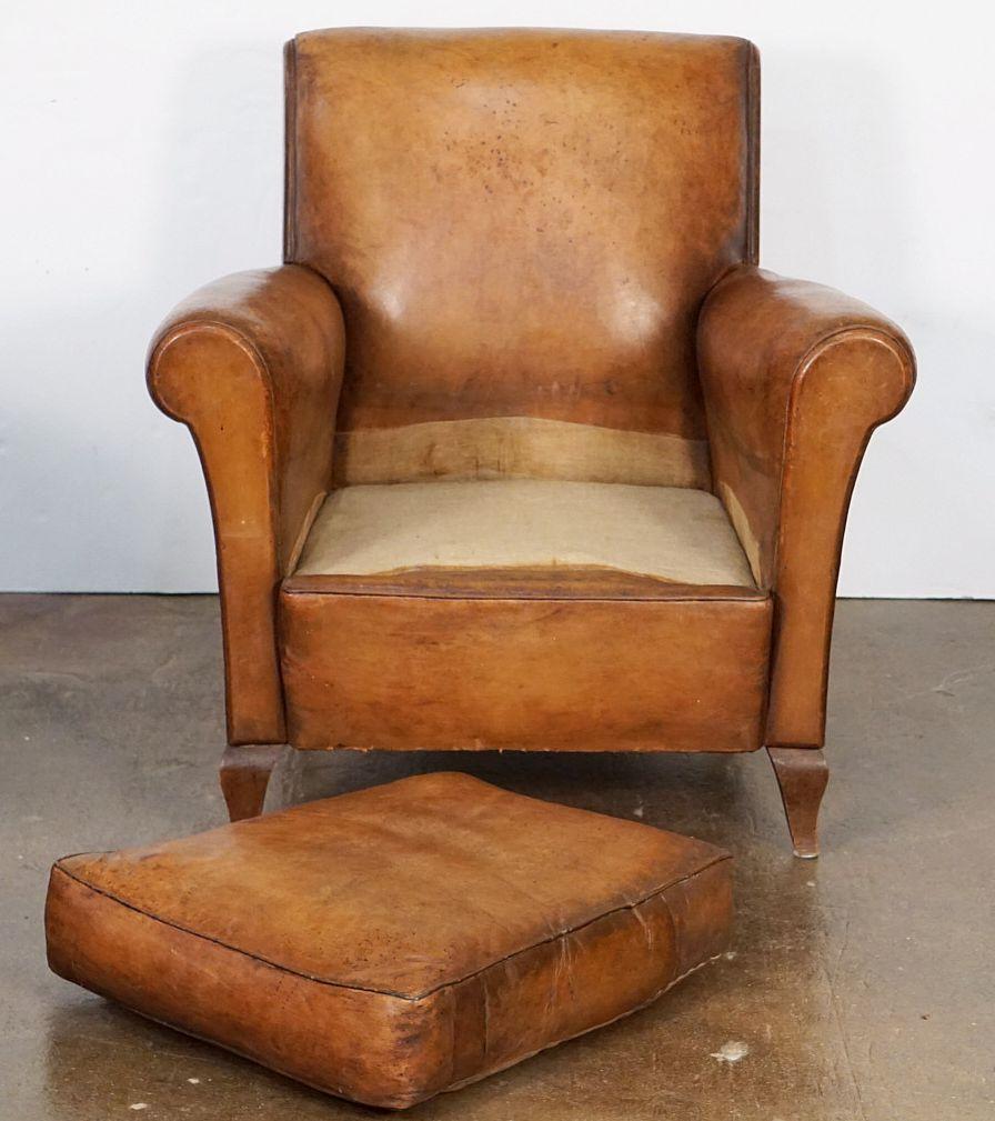 French Leather Club or Lounge Chair from the Art Deco Era For Sale 10