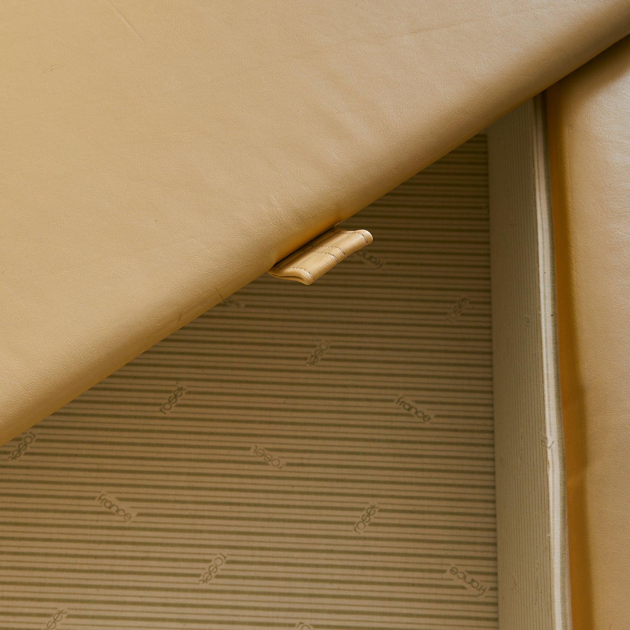 French Leather Coffee Table with Storage by Ligne Roset, 1970s en vente 1