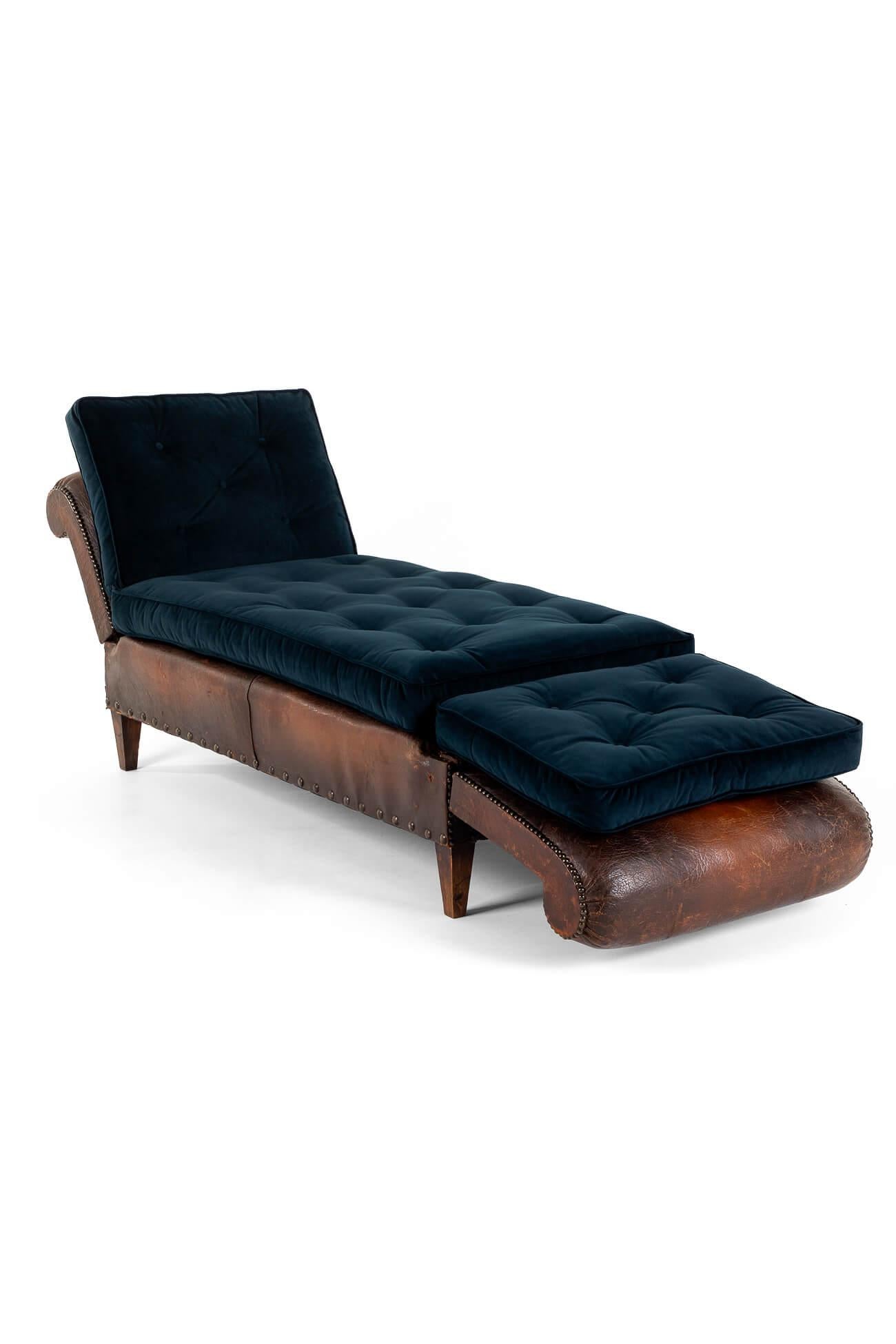 Hand-Crafted French Leather Daybed For Sale