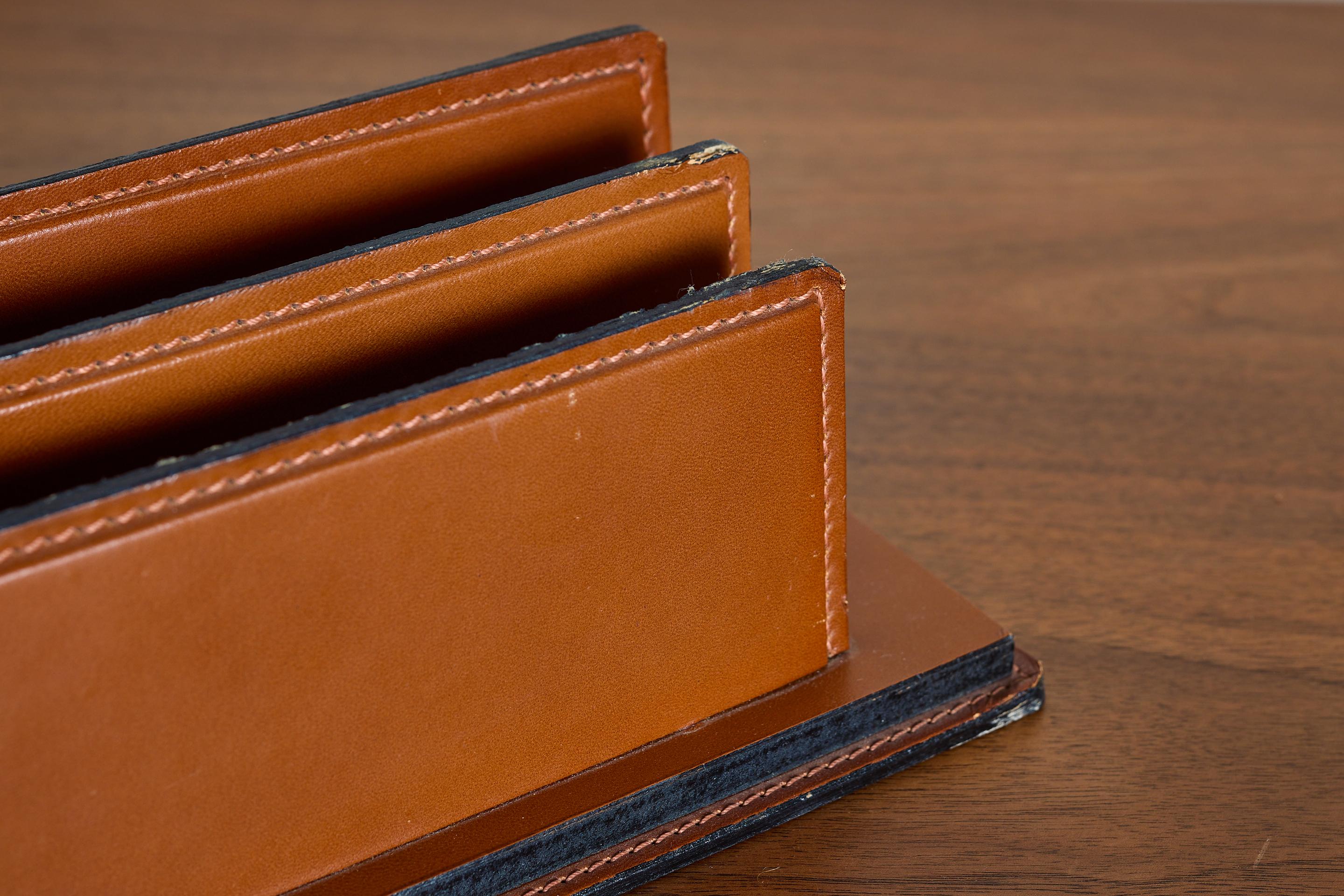 Französischer Leder-Schreibtisch-Organizer von Le Tanneur im Angebot 2