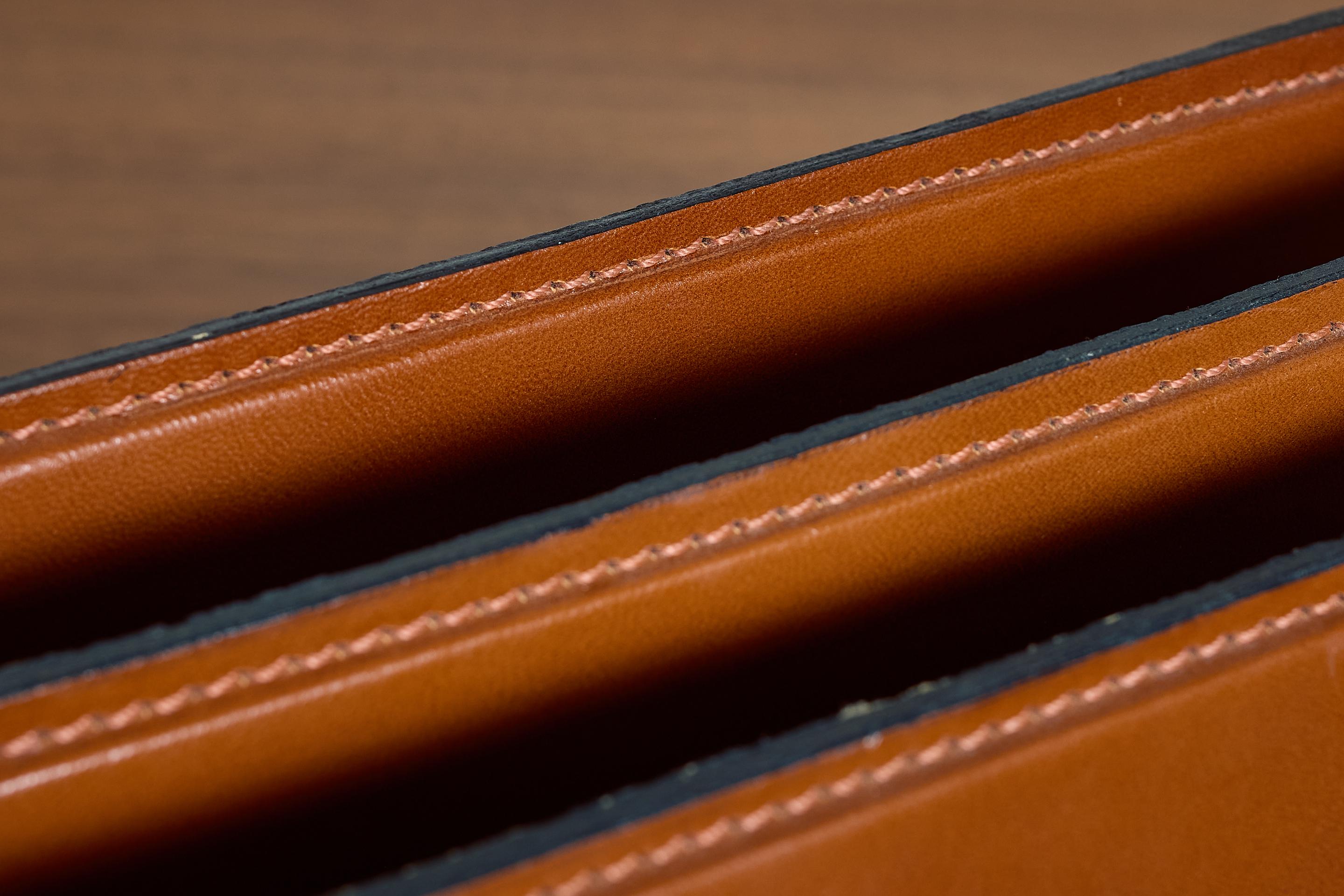 Französischer Leder-Schreibtisch-Organizer von Le Tanneur im Angebot 3