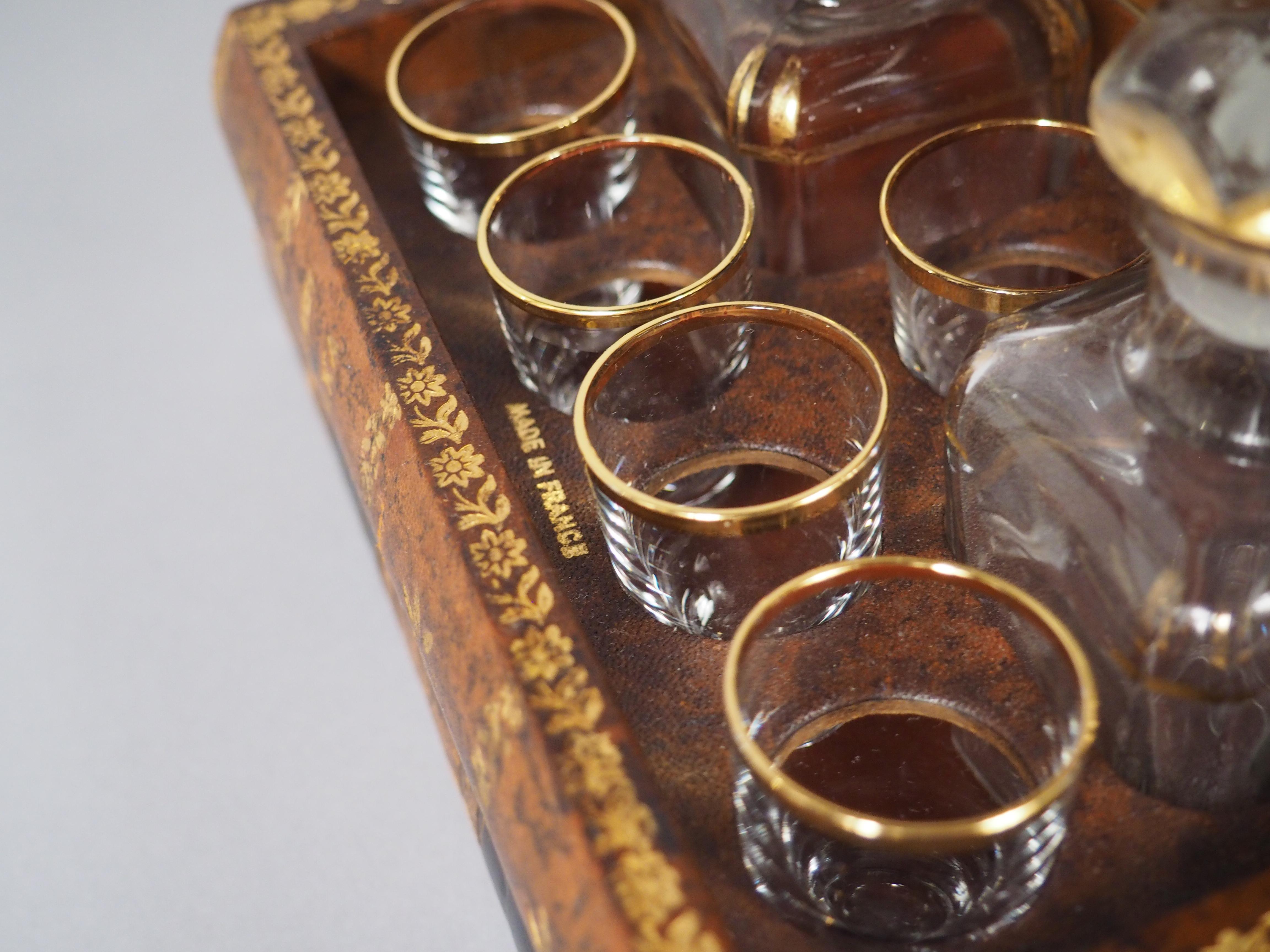 Französisch Leder Faux Buch Stack Cave ein Likör, CIRCA 1900 im Angebot 4