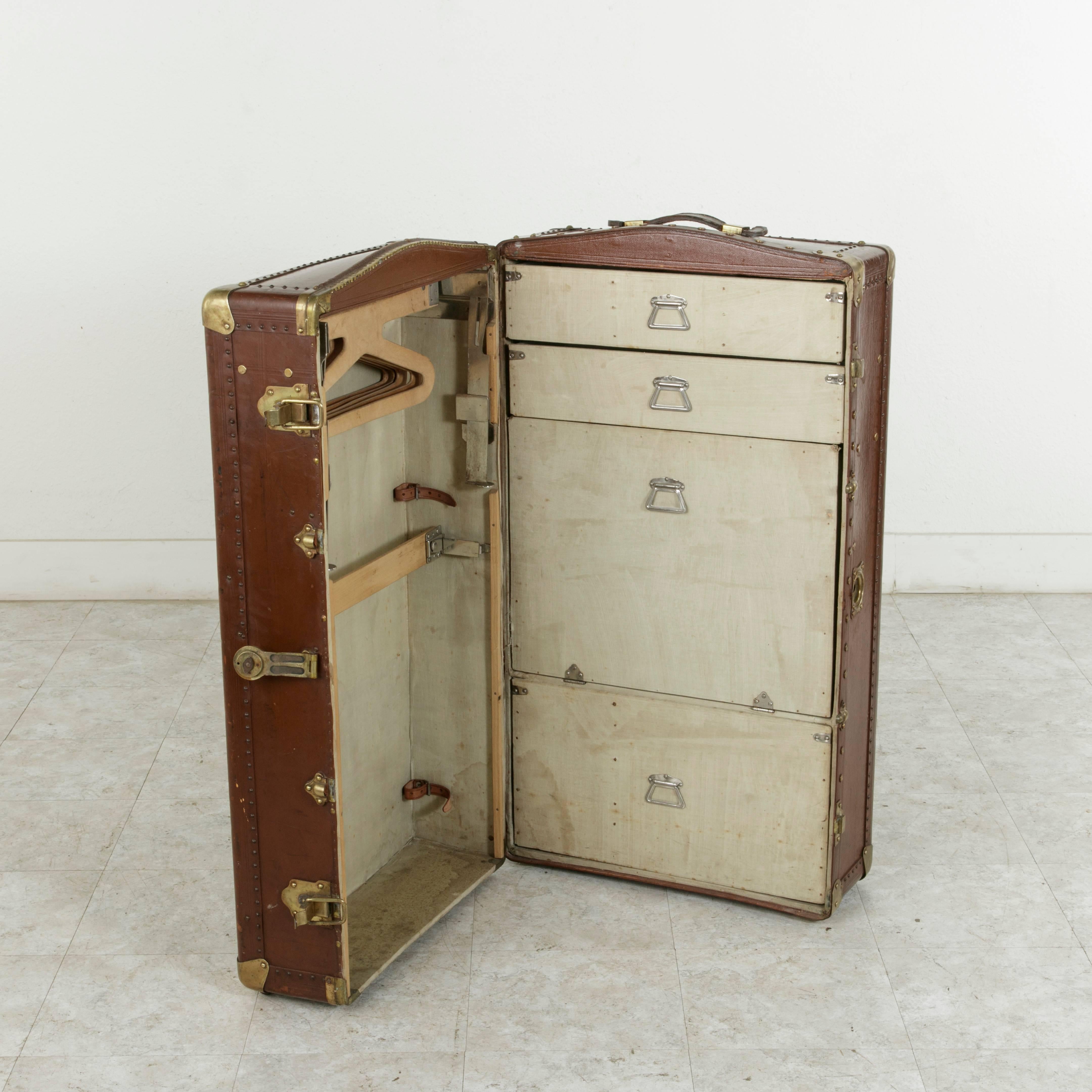 French Leather Steam Trunk or Coffee Table with Brass Detailing, circa 1900 5