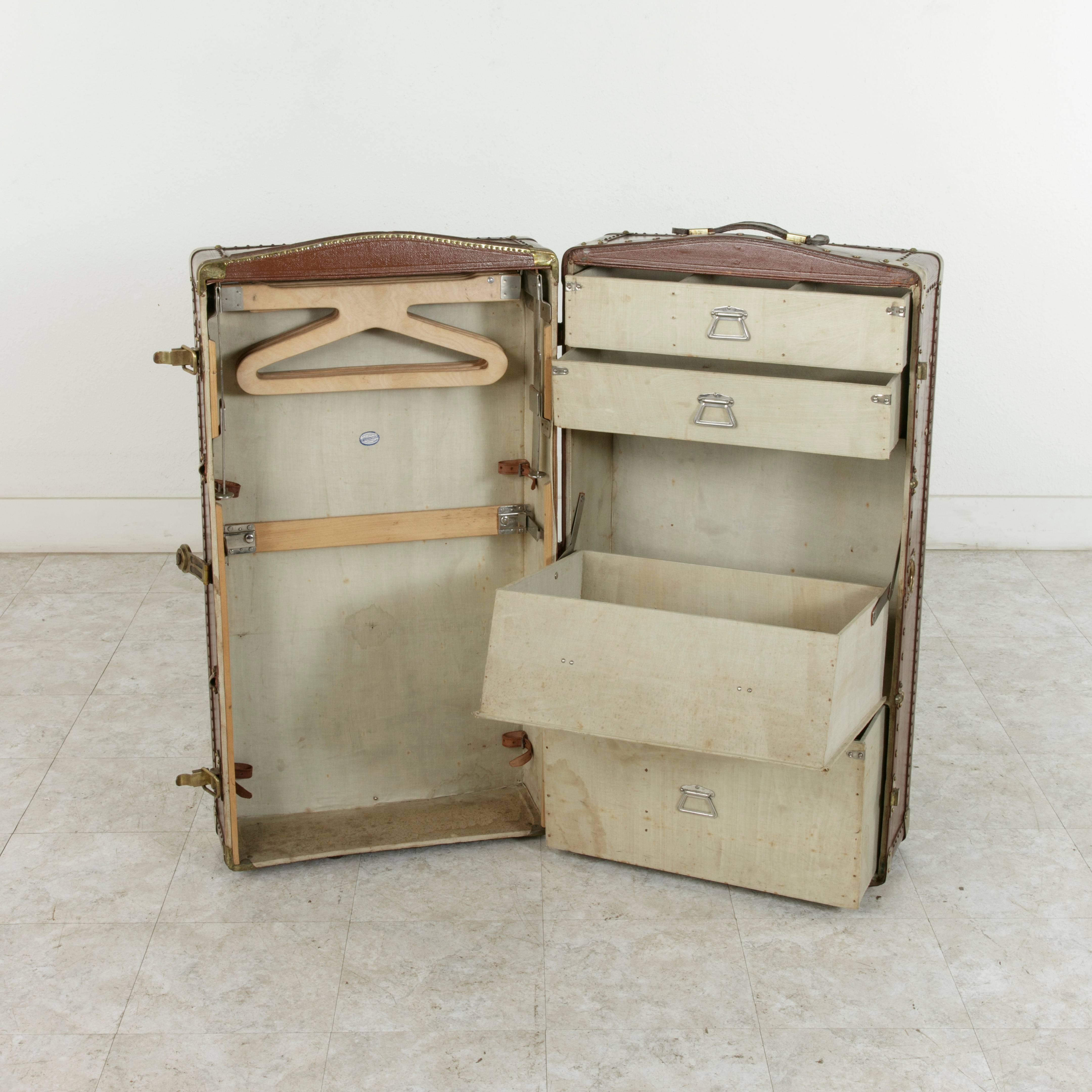 French Leather Steam Trunk or Coffee Table with Brass Detailing, circa 1900 6