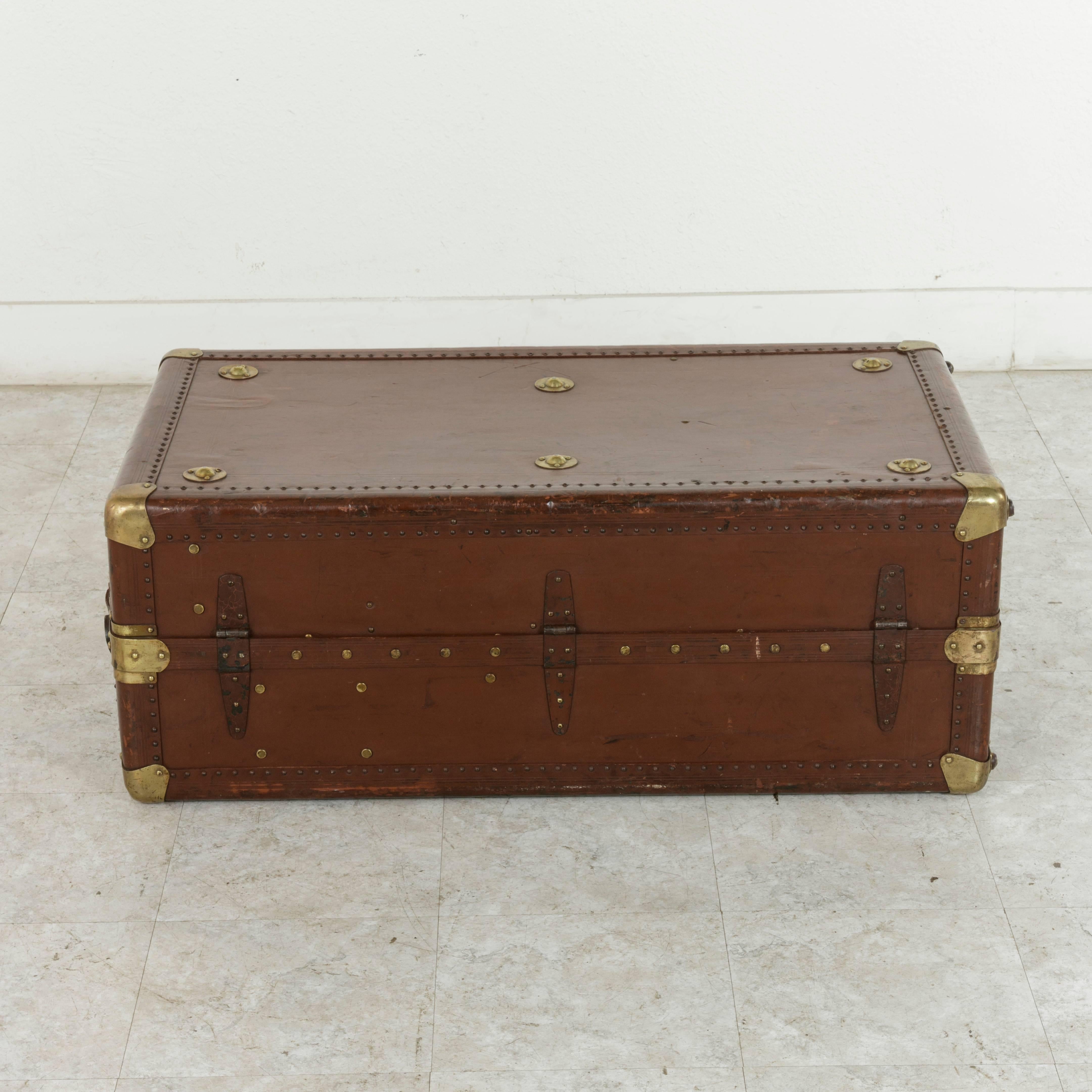 French Leather Steam Trunk or Coffee Table with Brass Detailing, circa 1900 1