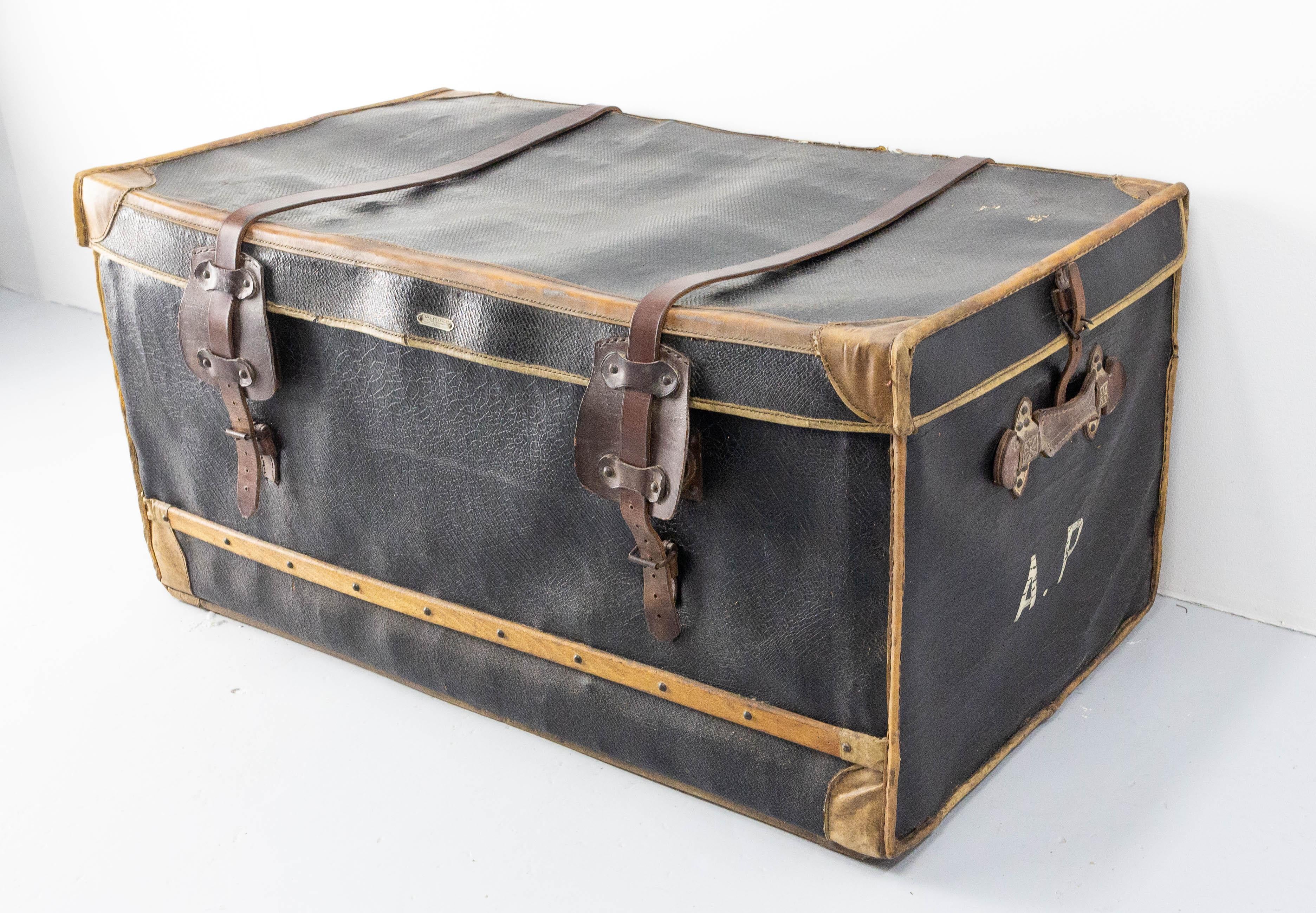 French Leather Trunk with Original Train Labels Paris to Chantilly, Late 19th C For Sale 2