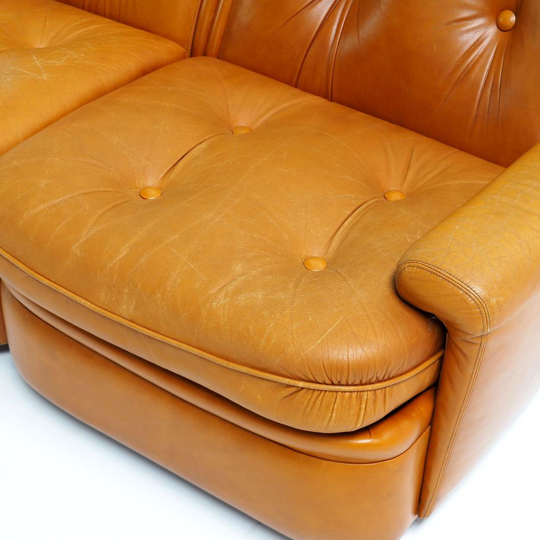 French Leather Two-Seater by Michel Cadestin for Airborne For Sale 2