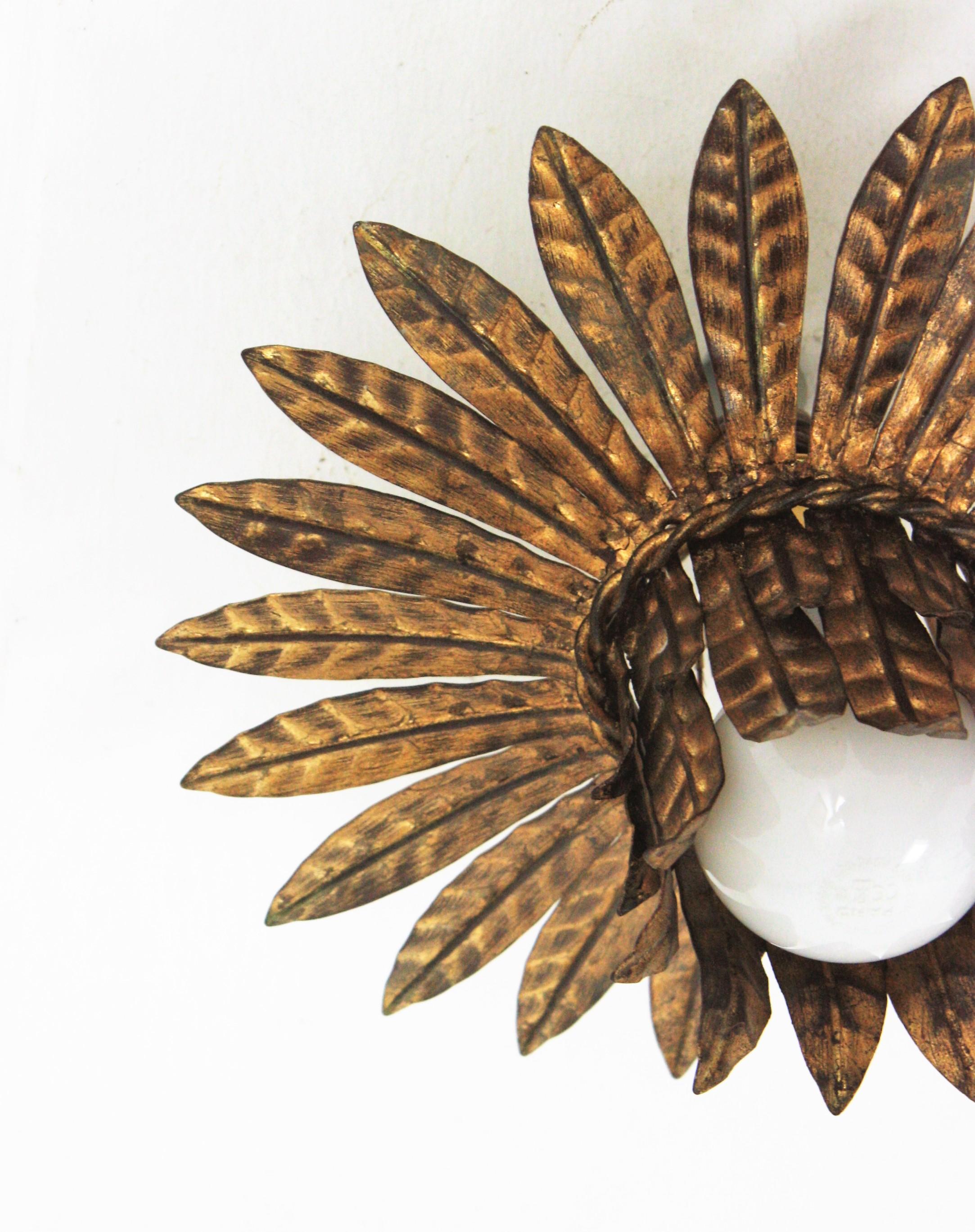 French Leaves Bouquet Crown Ceiling Light Fixture in Gilt Iron, 1940s For Sale 1