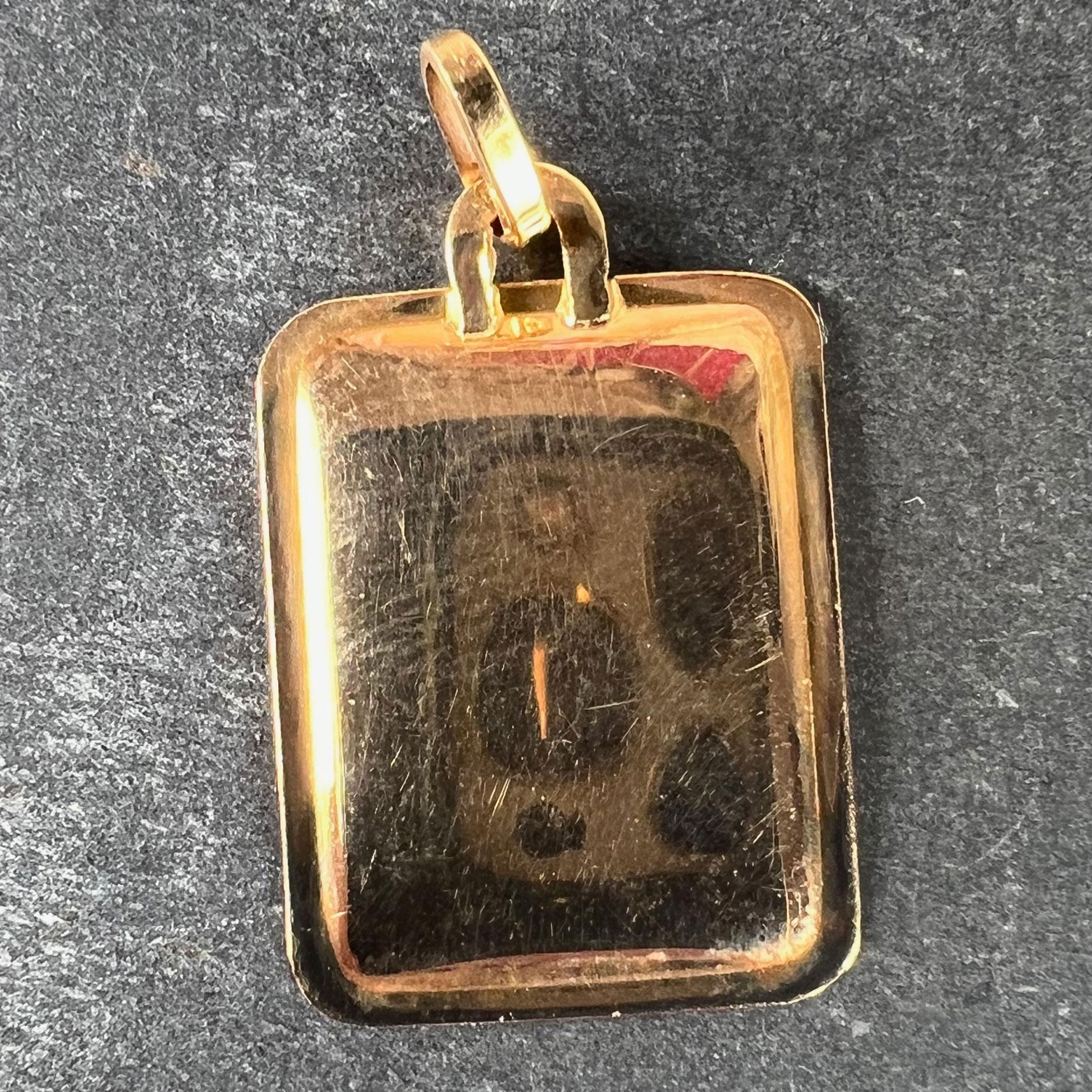Ciondolo a forma di medaglia con charm in oro giallo 18 carati con il segno zodiacale del Leone In condizioni buone in vendita a London, GB