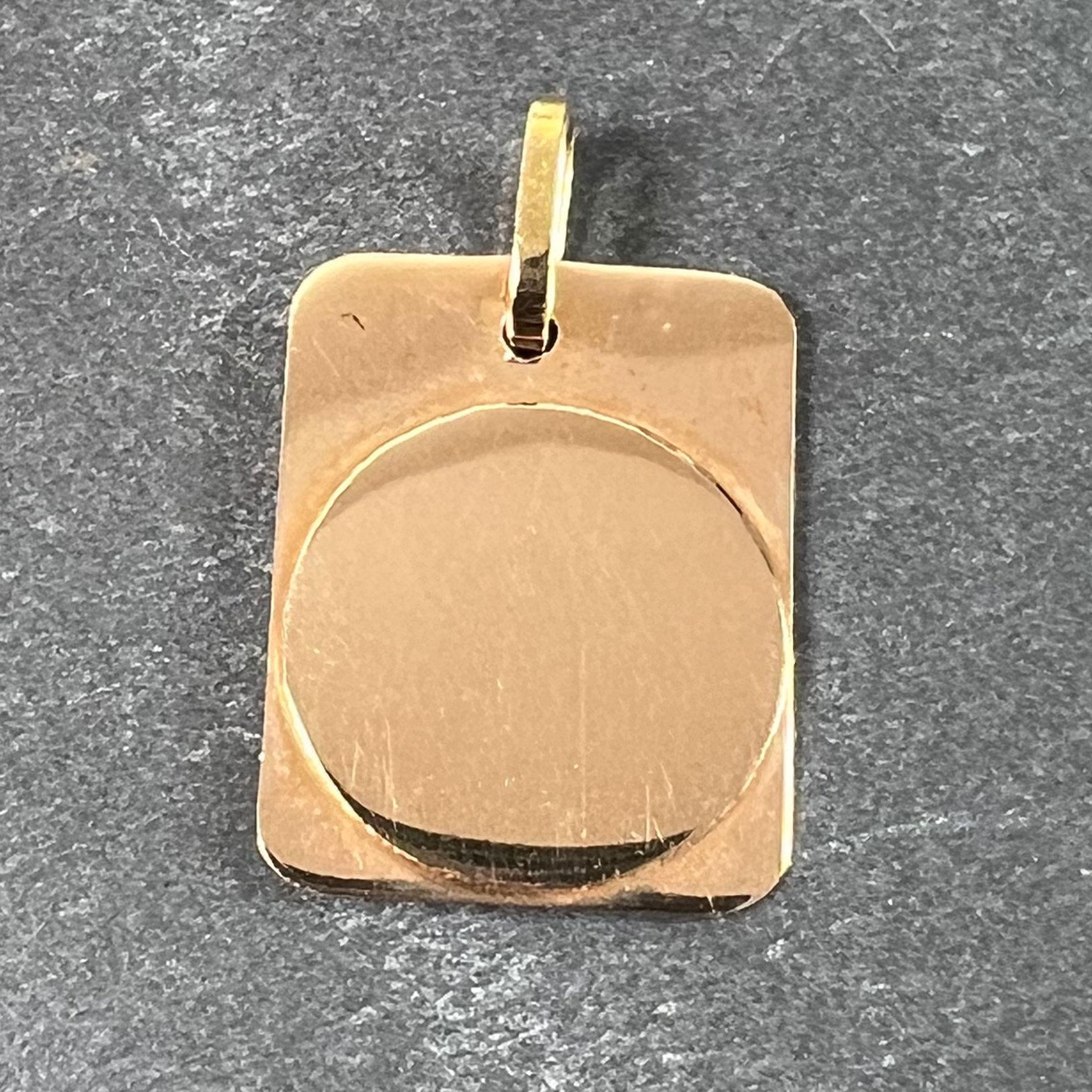 Ciondolo a forma di medaglia con charme in oro giallo 18 carati, segno zodiacale francese della Bilancia In condizioni buone in vendita a London, GB