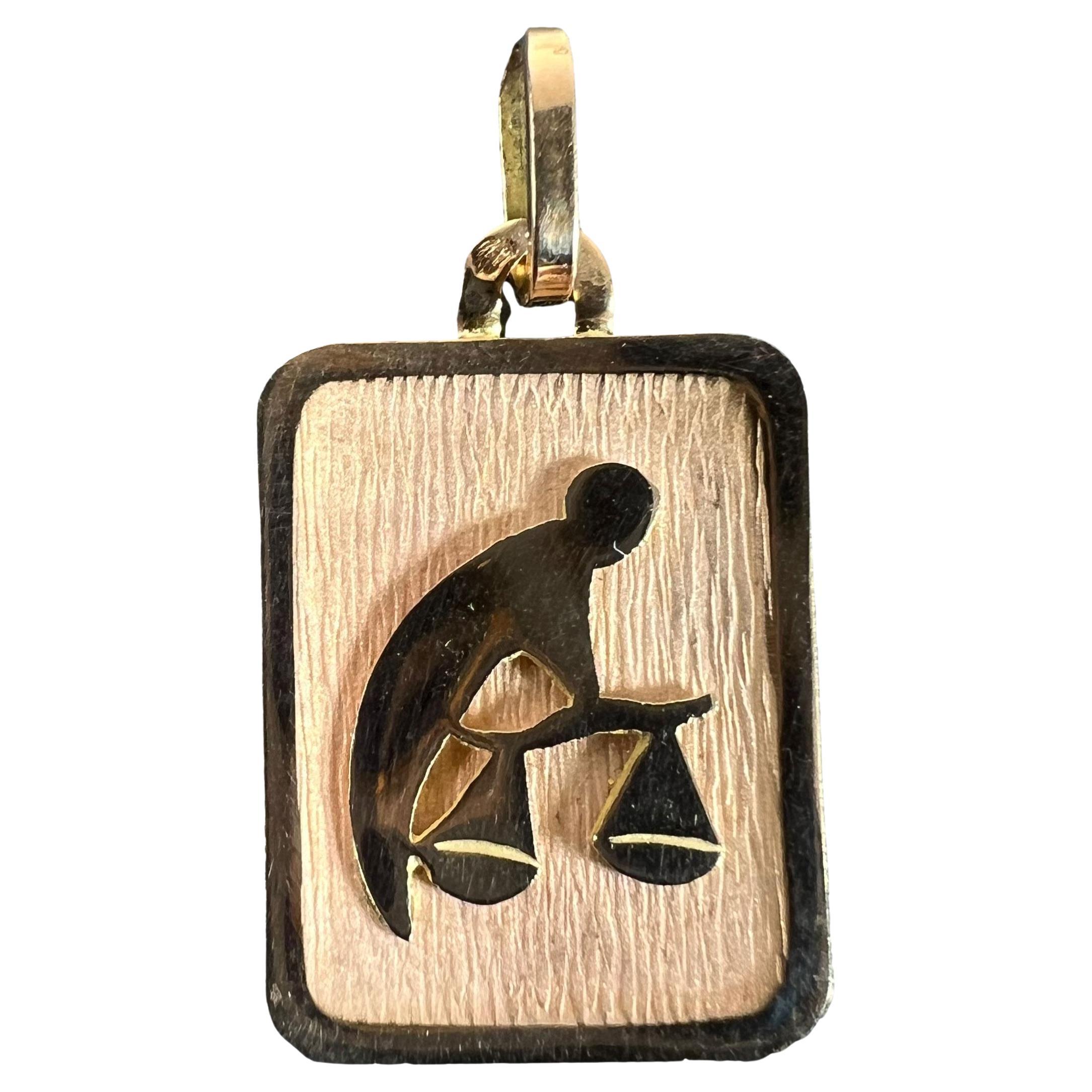 French Libra Starsign Zodiac 18K Yellow Gold Charm Medal Pendant
