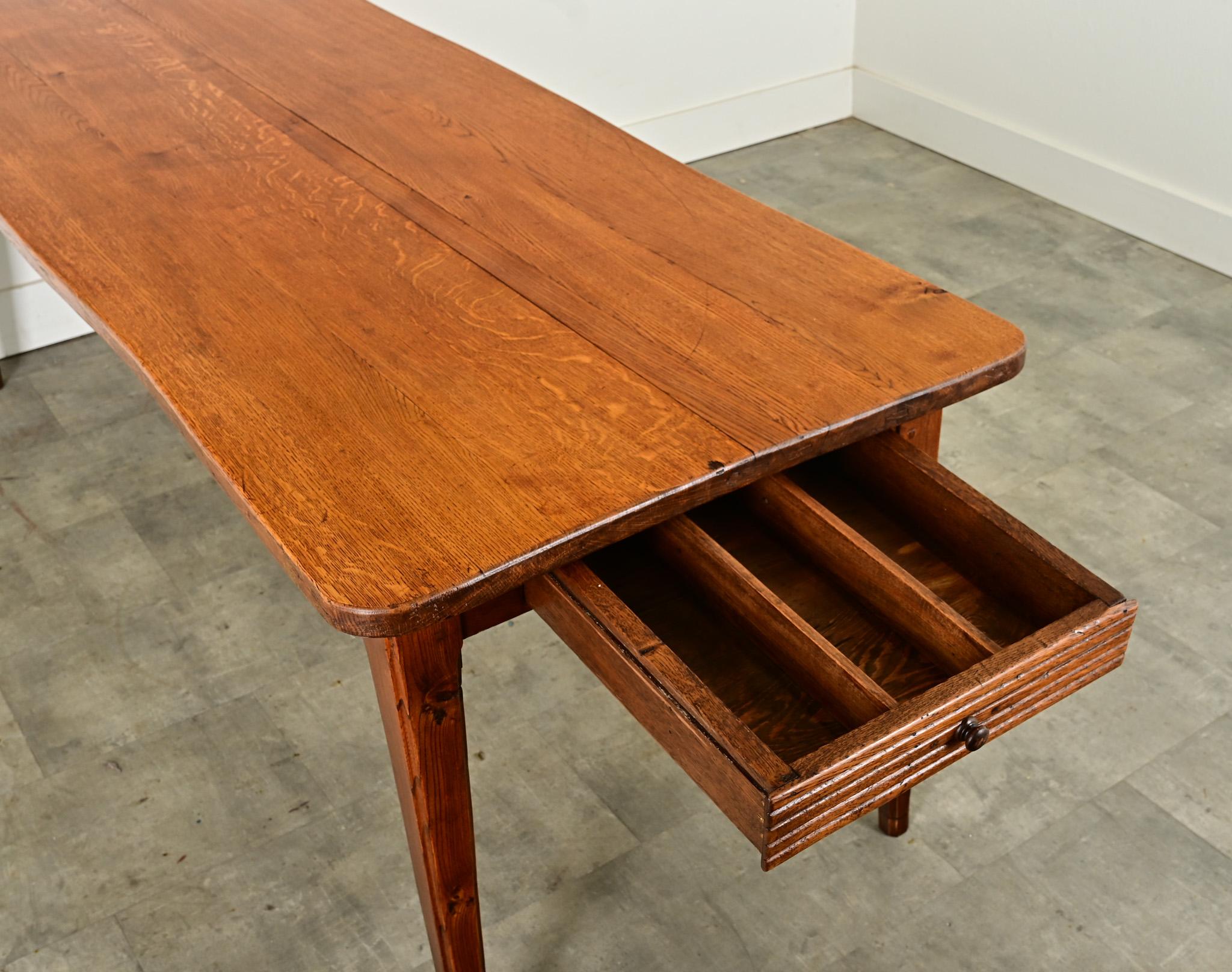 Table de ferme française en Oak Light en vente 10