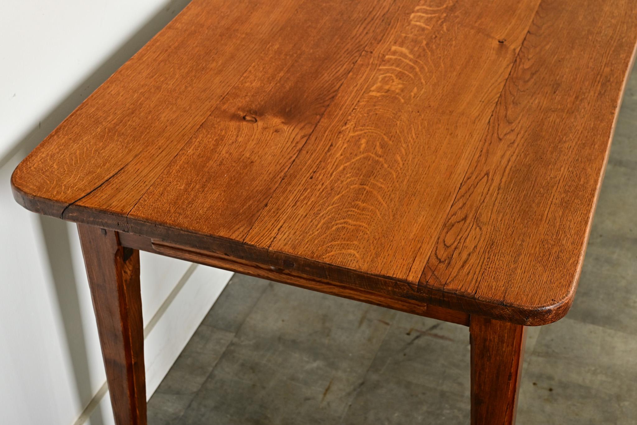 20ième siècle Table de ferme française en Oak Light en vente