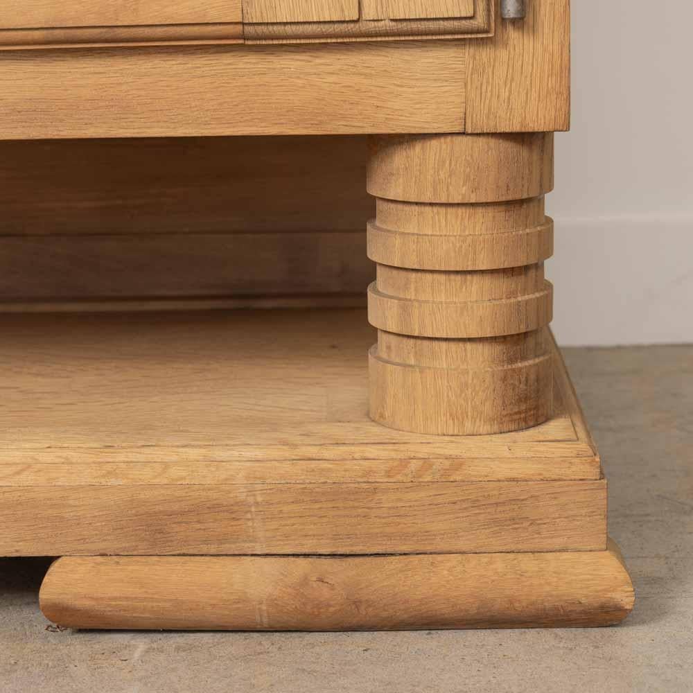 Credenza francese in Oak Light di Charles Dudouyt in vendita 9