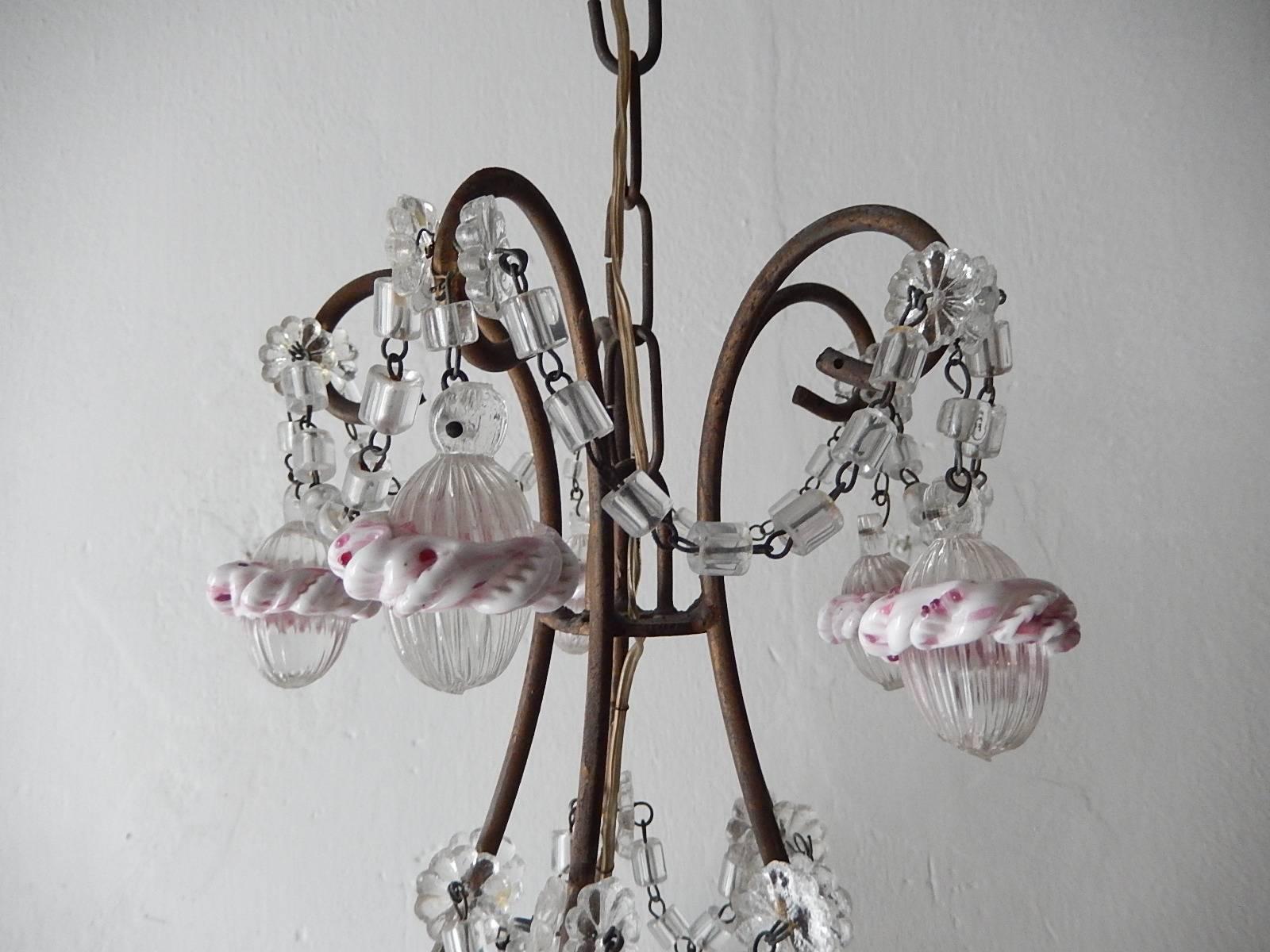 French Light Pink Flowers Opaline Murano Drops Chandelier, circa 1920 In Good Condition In Modena (MO), Modena (Mo)