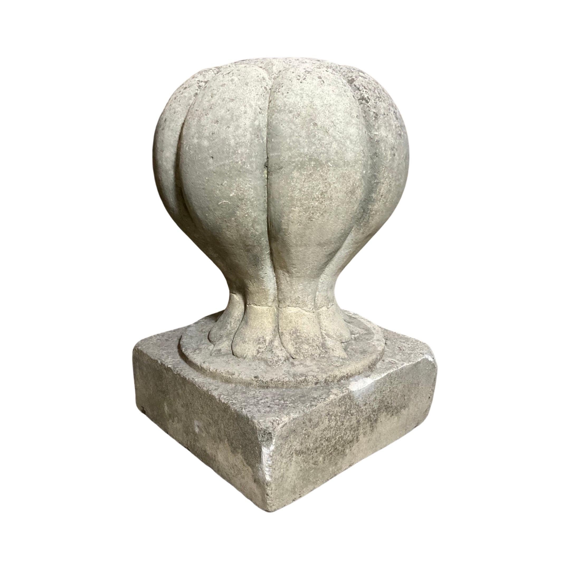 French Limestone Finial In Good Condition For Sale In Dallas, TX