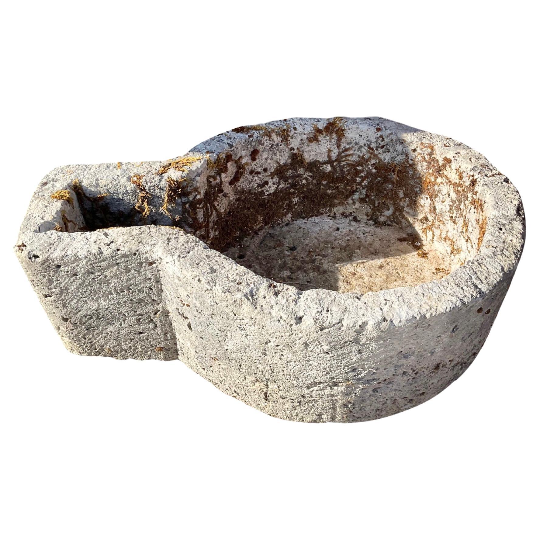 Auge à jambon en pierre calcaire française