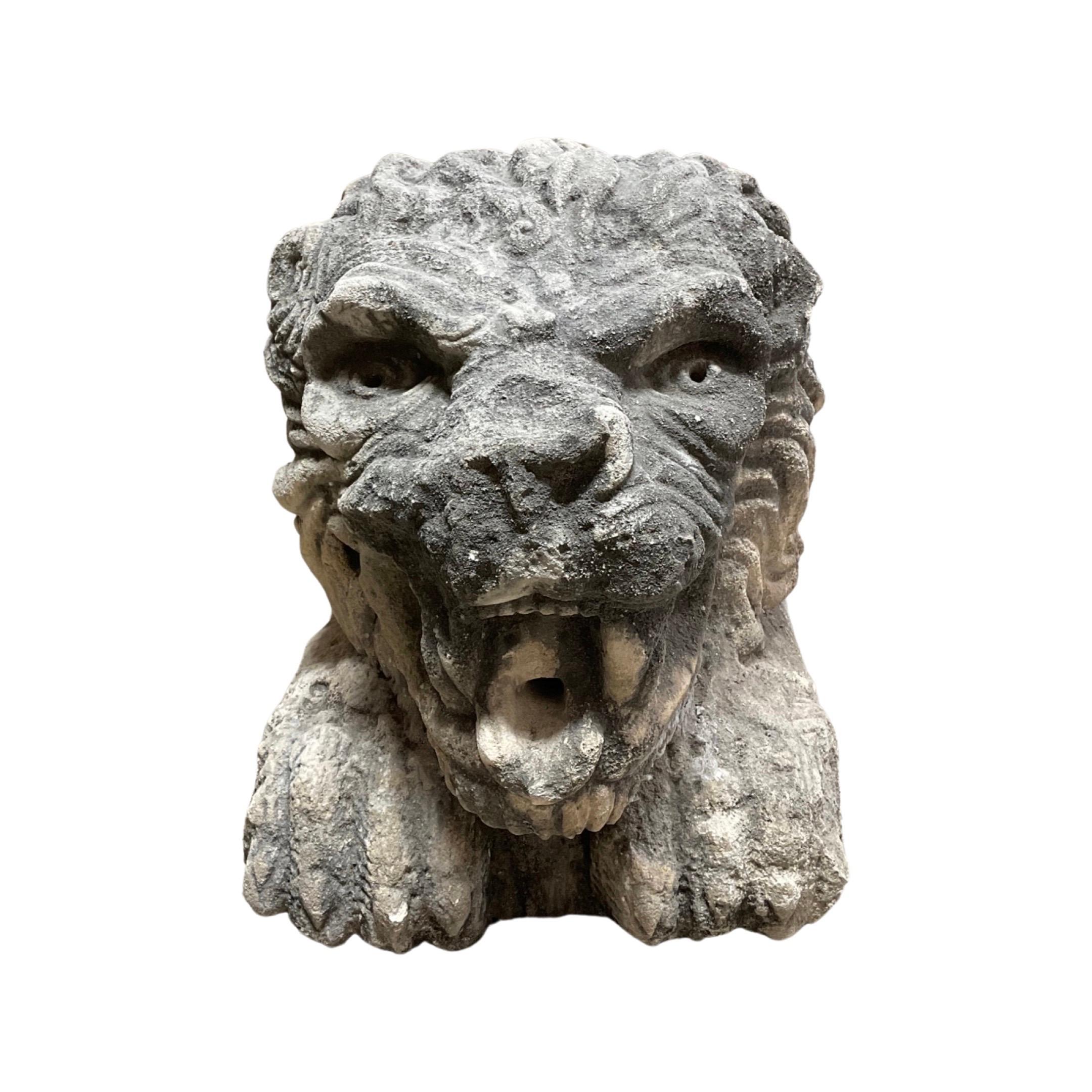 French Limestone Lion Downspouts In Good Condition For Sale In Dallas, TX