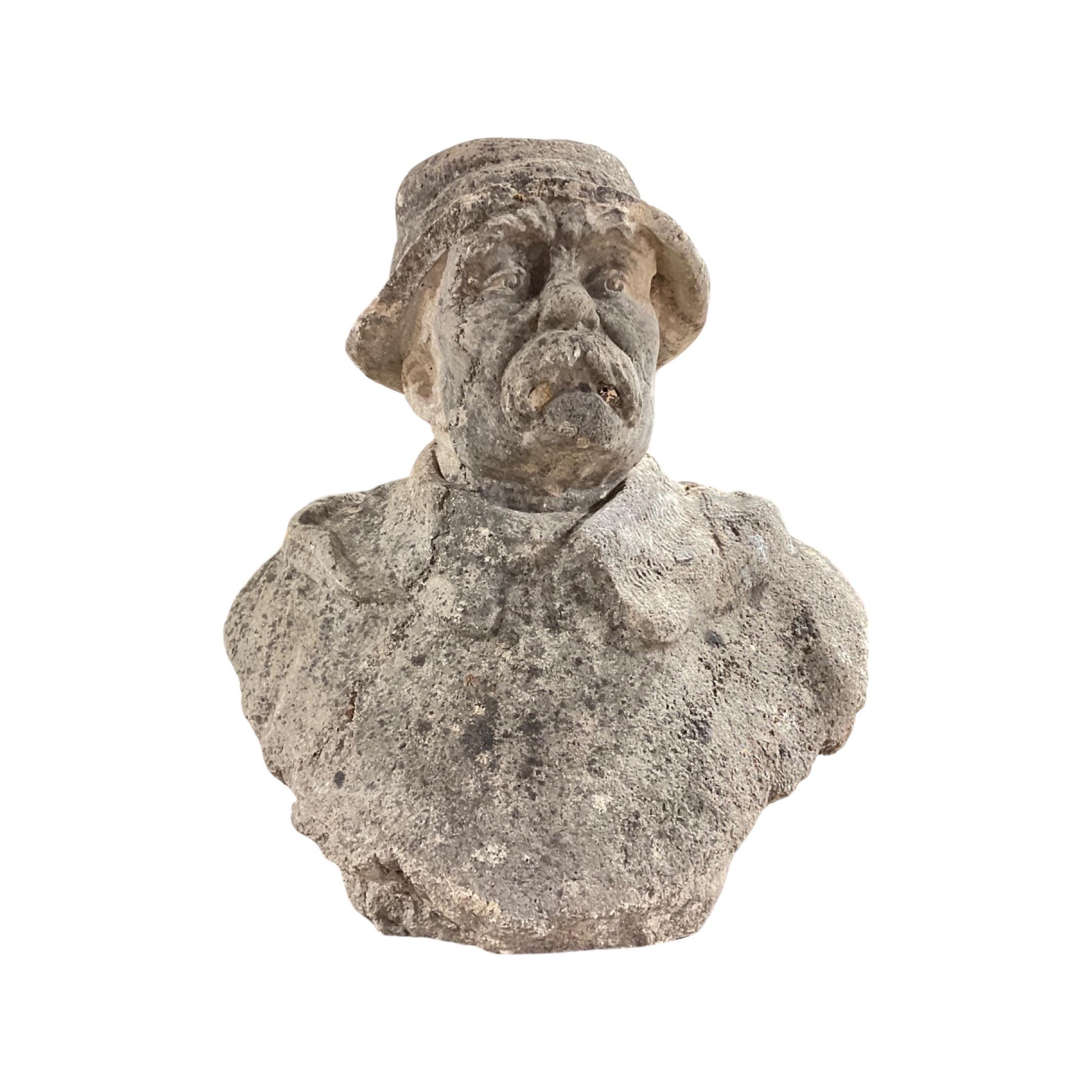 Französische Nobleman-Skulptur aus Kalkstein (18. Jahrhundert und früher) im Angebot