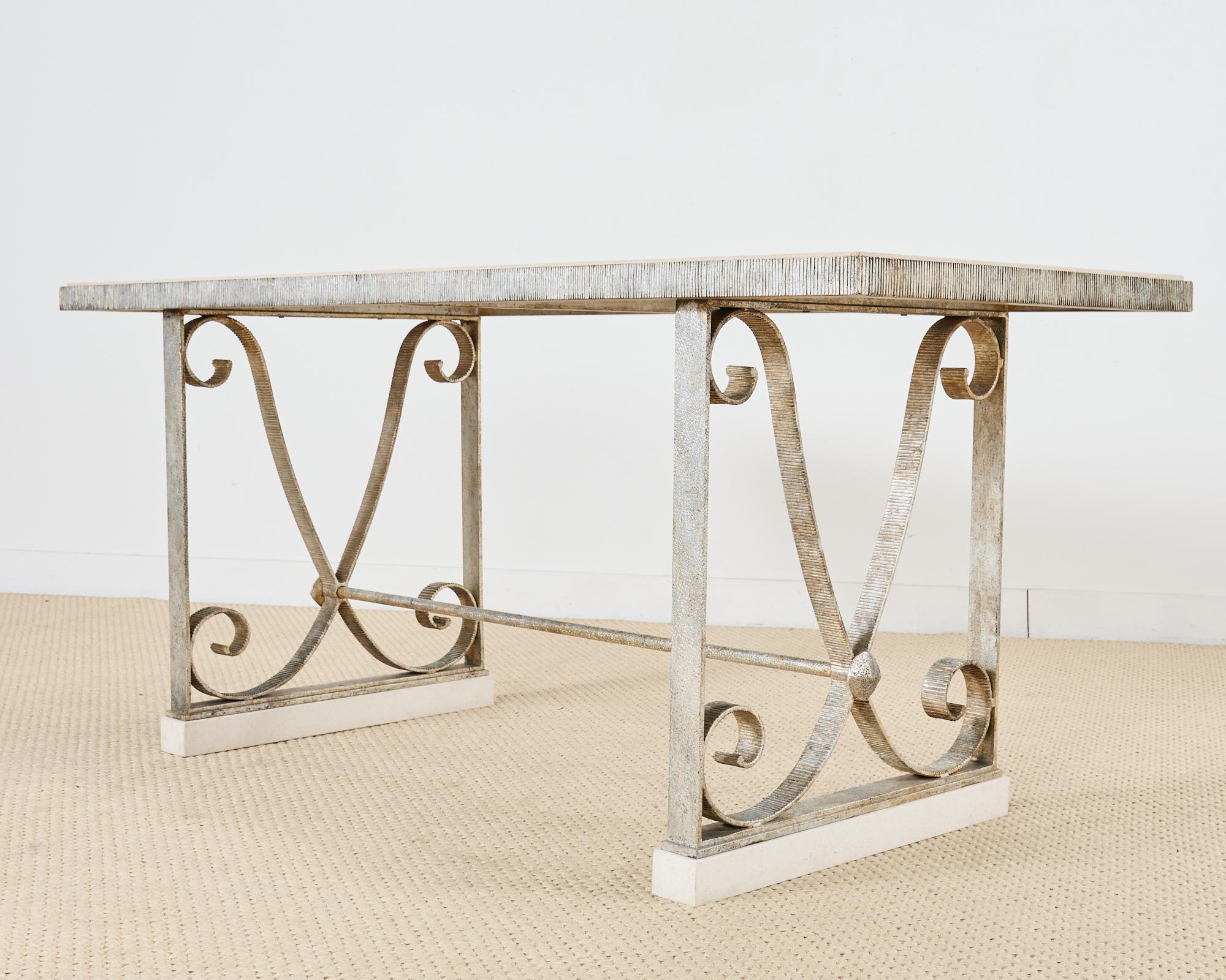 Französischer Orangerie-Garten-Konsolentisch aus Kalkstein von Formations im Angebot 1