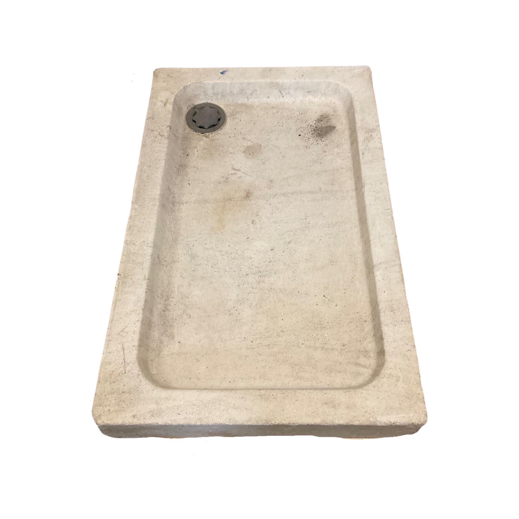 This French limestone sink is a classic piece of craftsmanship from the 19th century. Crafted from strong and durable limestone and originating from France, its resiliency will ensure it lasts for many years. This timeless beauty will add a touch of