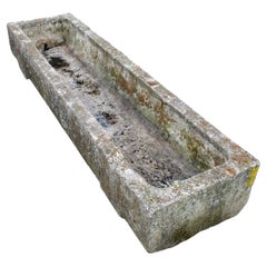Comedero francés de piedra caliza