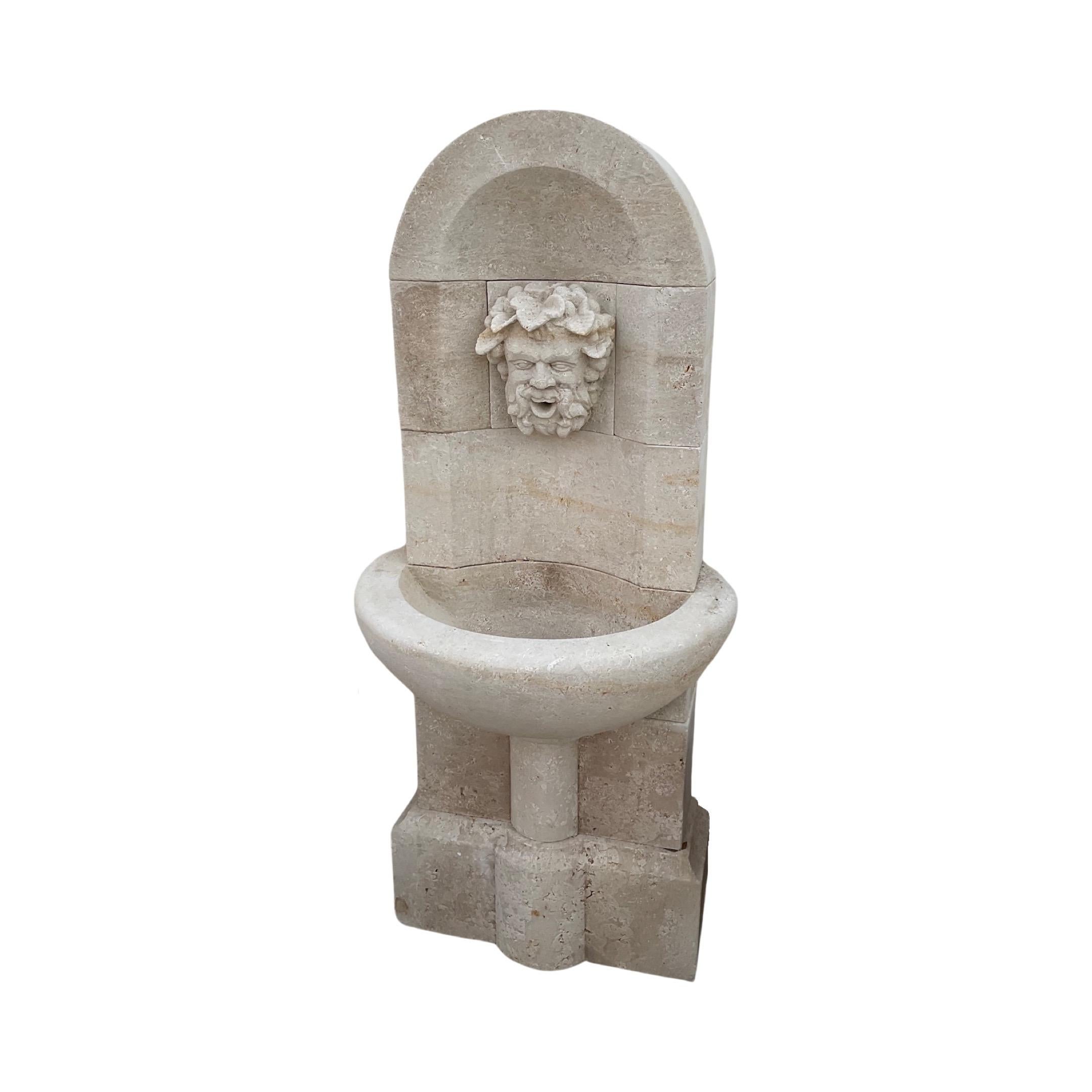 French Limestone Wall Fountain In Good Condition For Sale In Dallas, TX