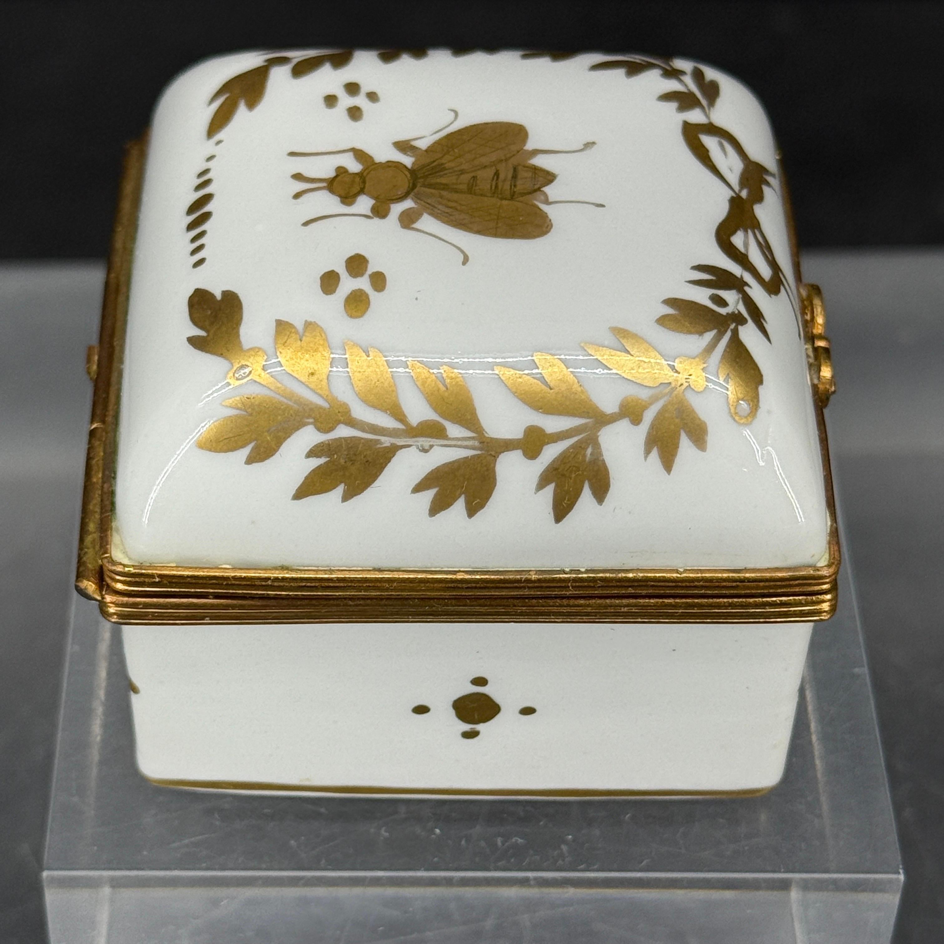 Französisch Limoges Biene Quadrat Porzellan vergoldet Trinket Schmuckkasten im Angebot 9