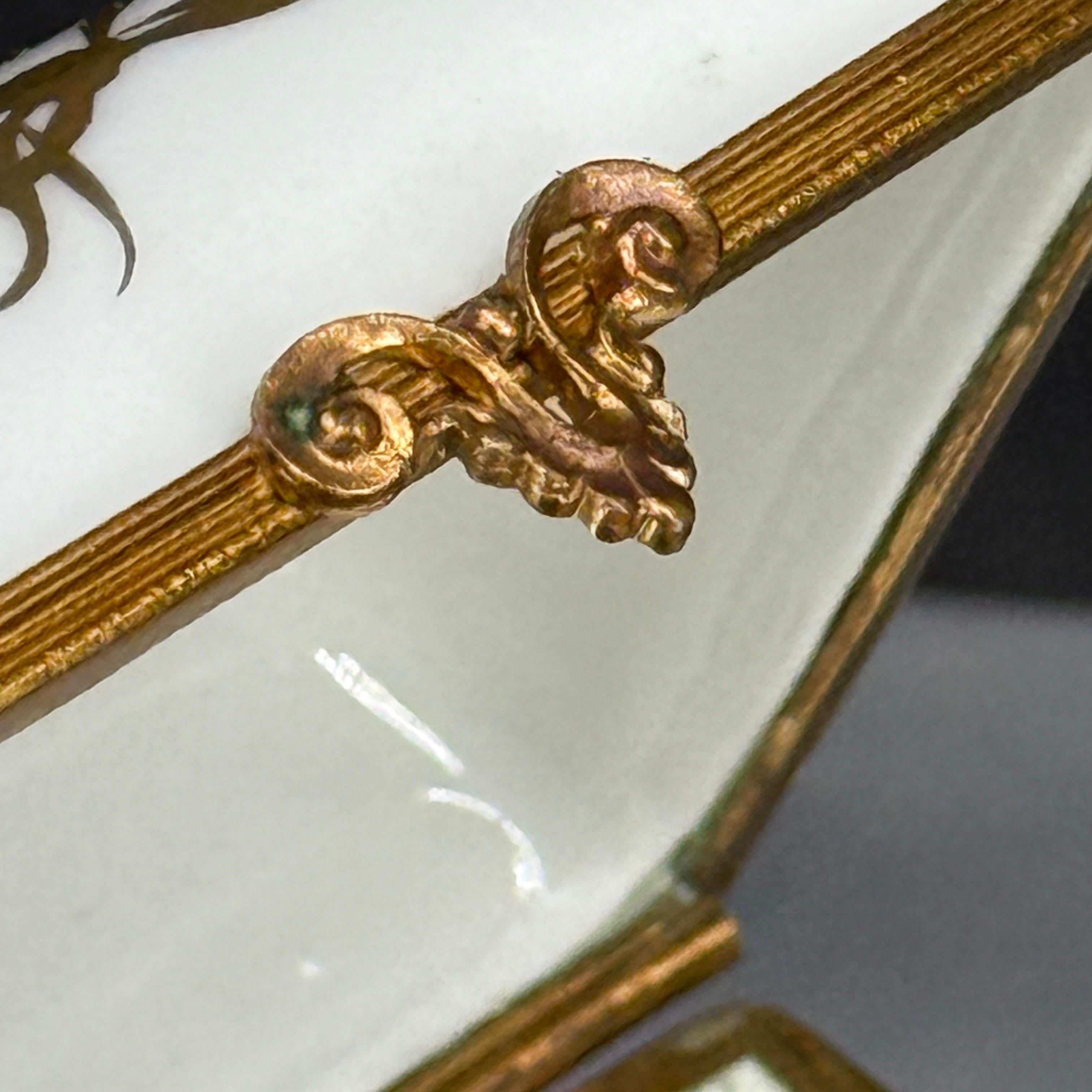 Französisch Limoges Biene Quadrat Porzellan vergoldet Trinket Schmuckkasten im Angebot 11