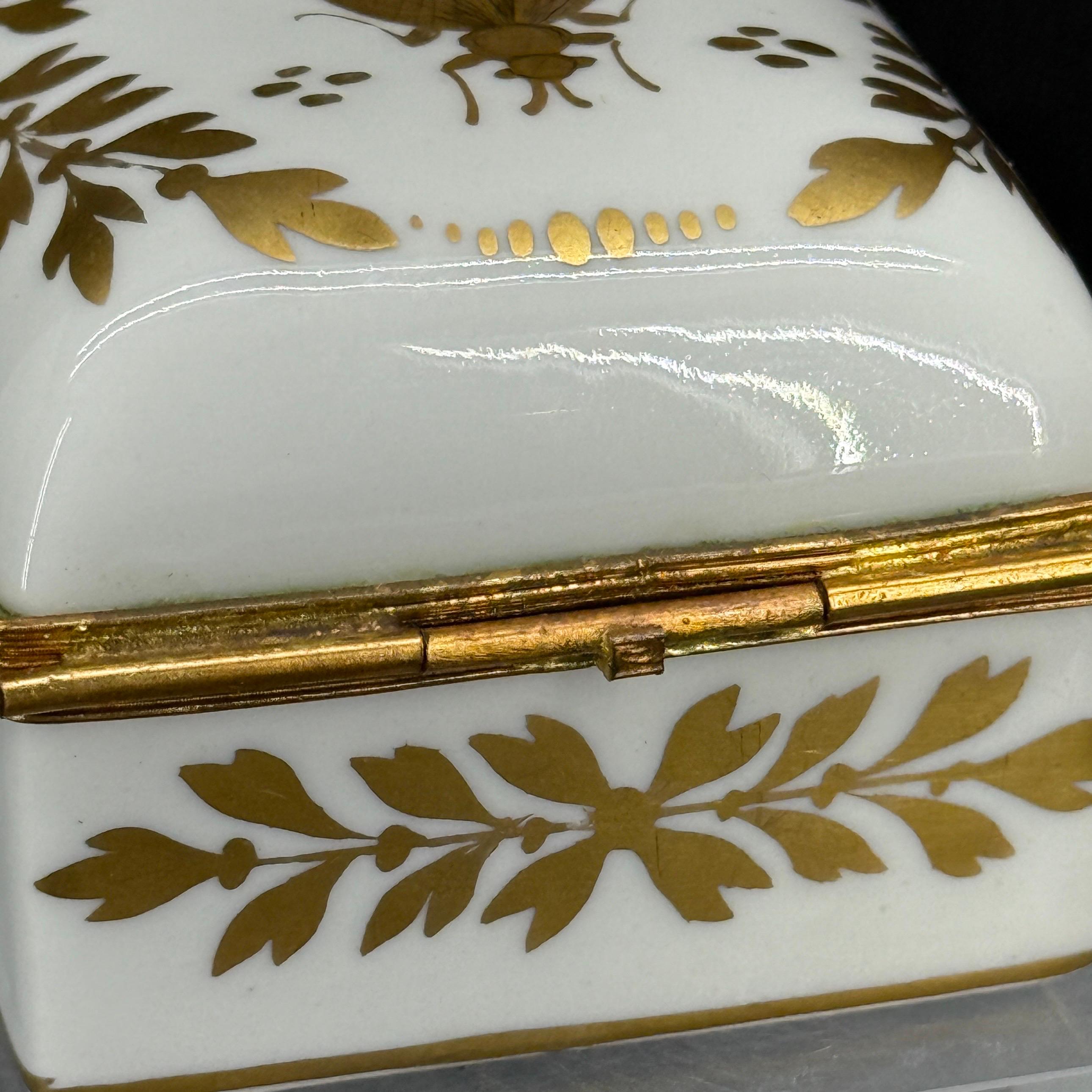 Französisch Limoges Biene Quadrat Porzellan vergoldet Trinket Schmuckkasten im Angebot 14