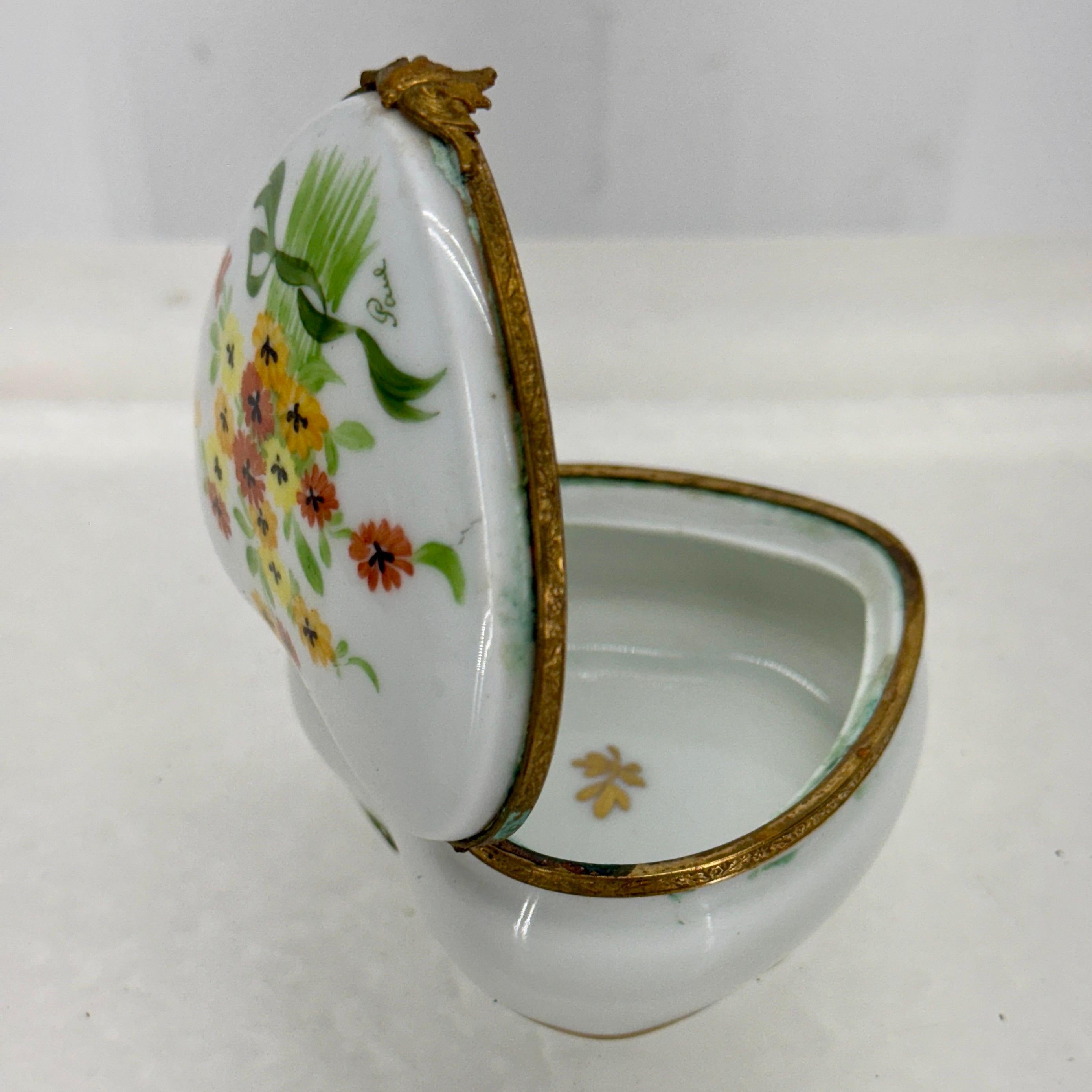French Limoges Heart Shaped Floral Trinket Box For Sale 5