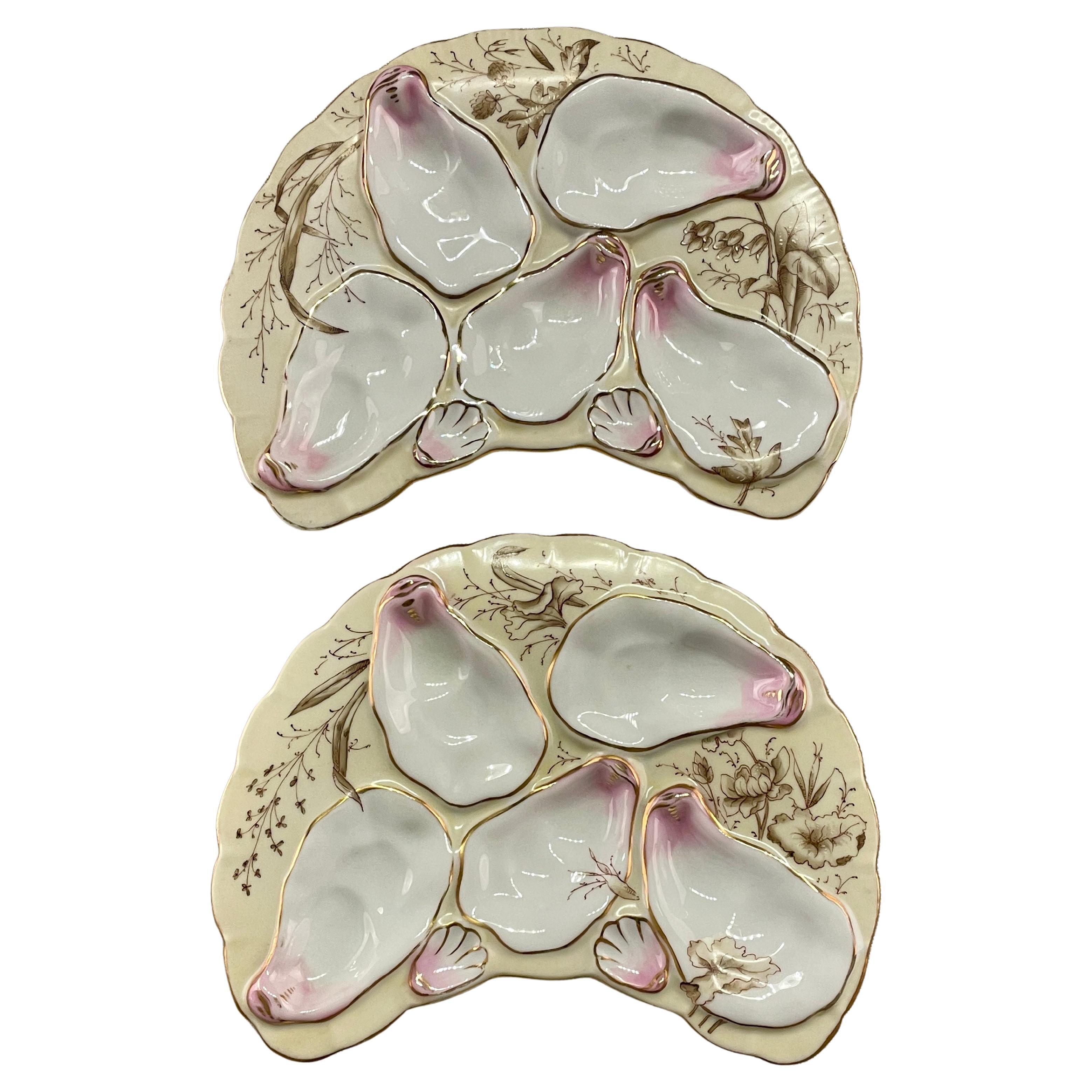 Paire d'assiettes à huîtres de Limoges en vente