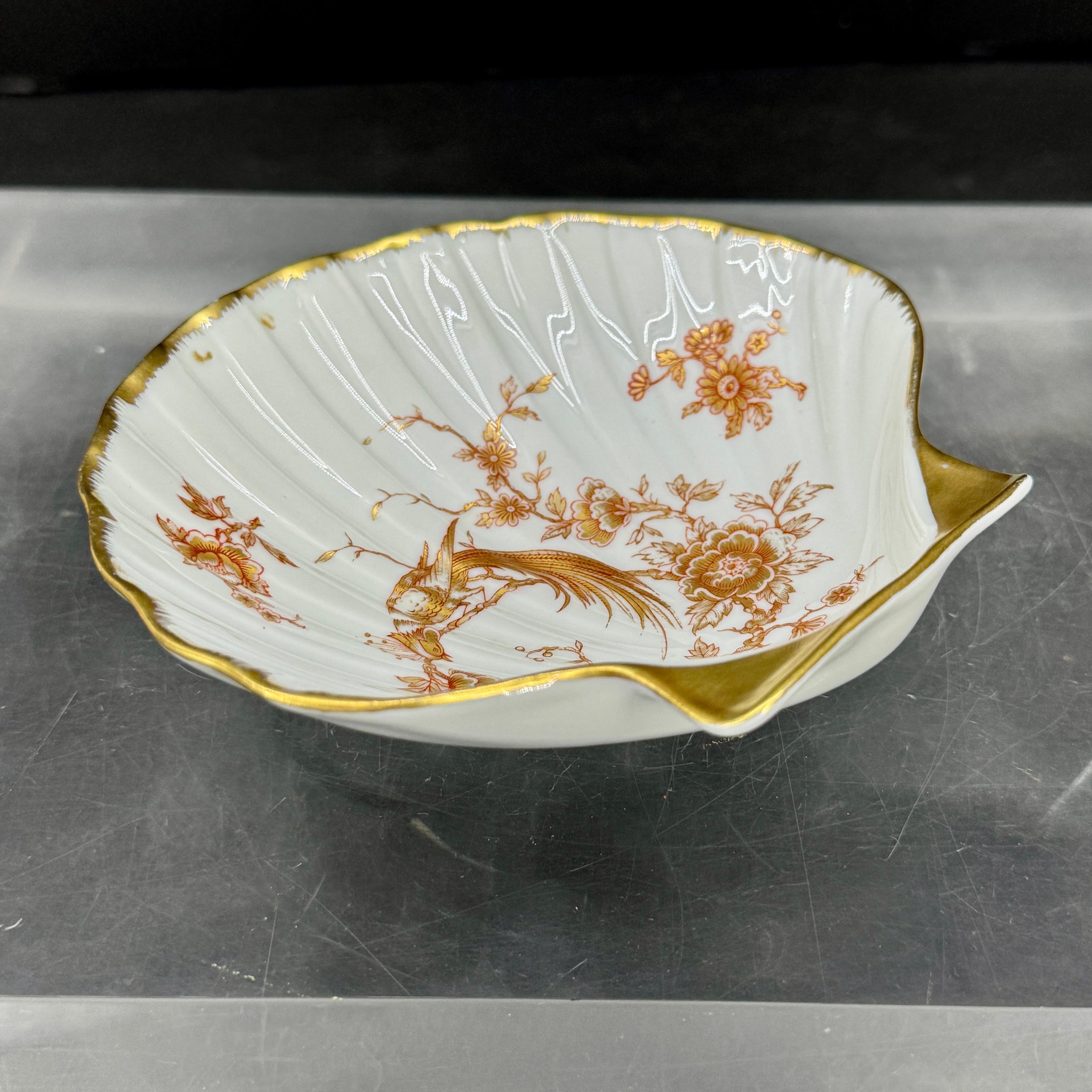 French Limoges Porcelain Shell Gilt Trinket Jewelry Dish Tray For Sale 3