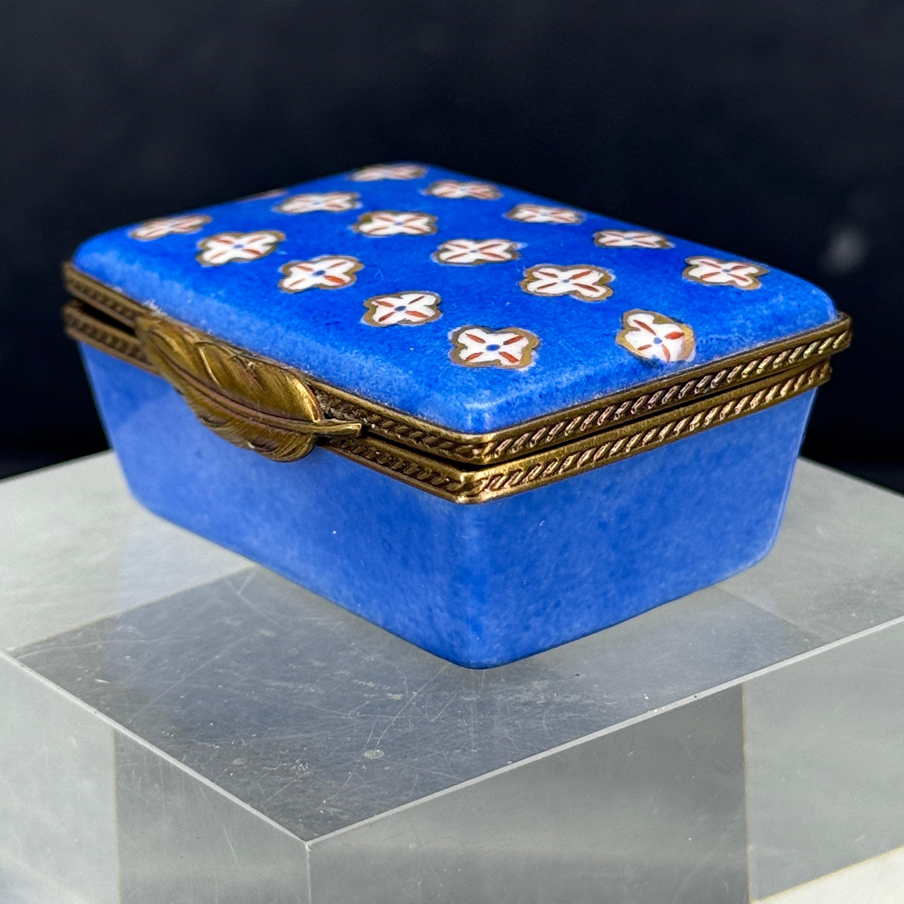 Gold French Limoges Rectangular Hand Painted Porcelain Trinket Box For Sale