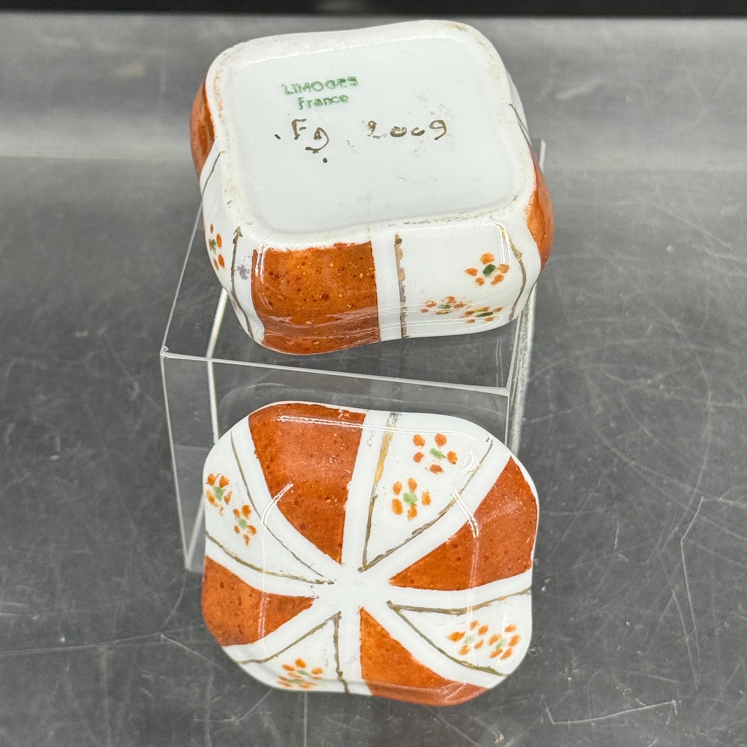 French Limoges Small Hand Painted Floral Trinket Box For Sale 3