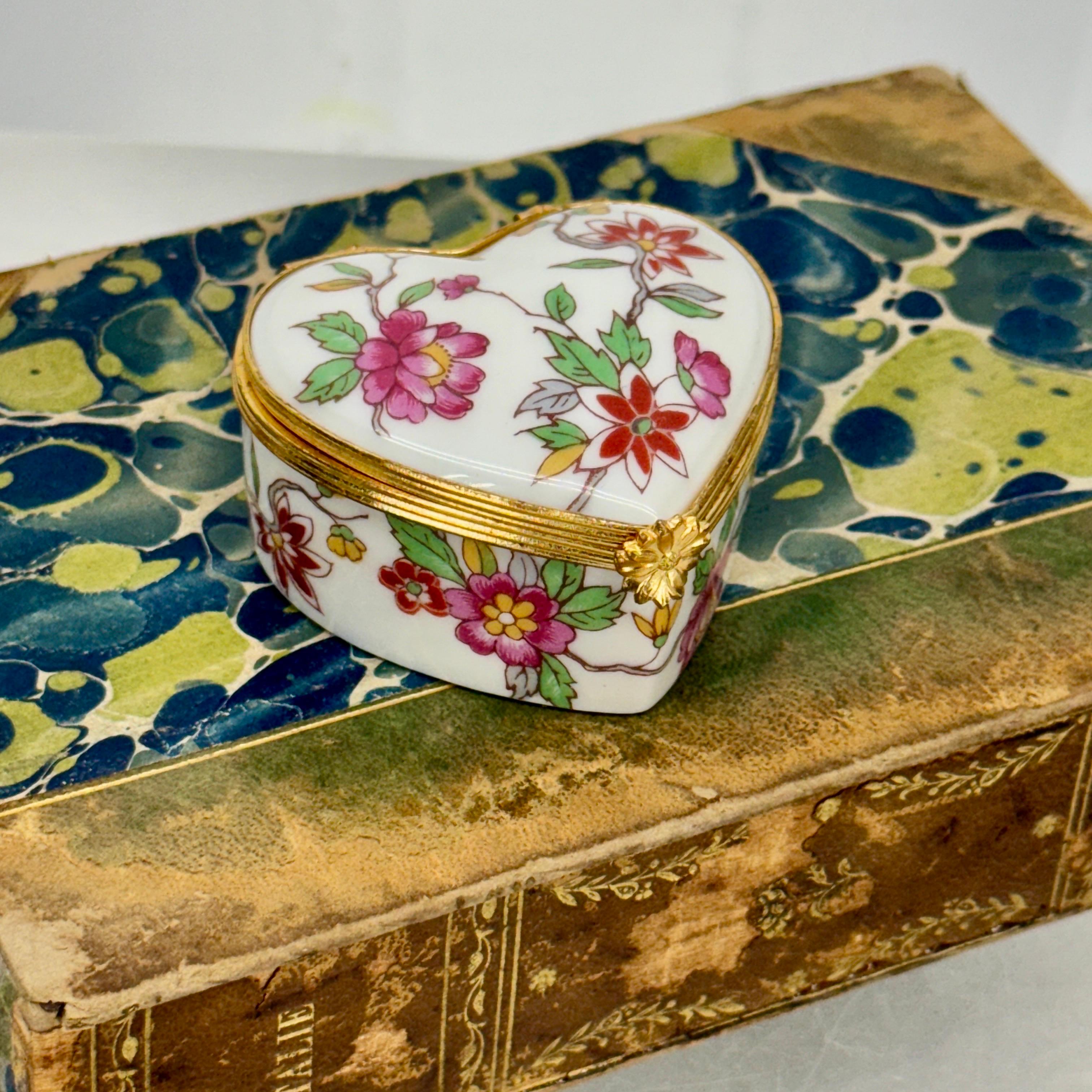 20th Century French Limoges Small Heart Shaped Floral Trinket Box For Sale
